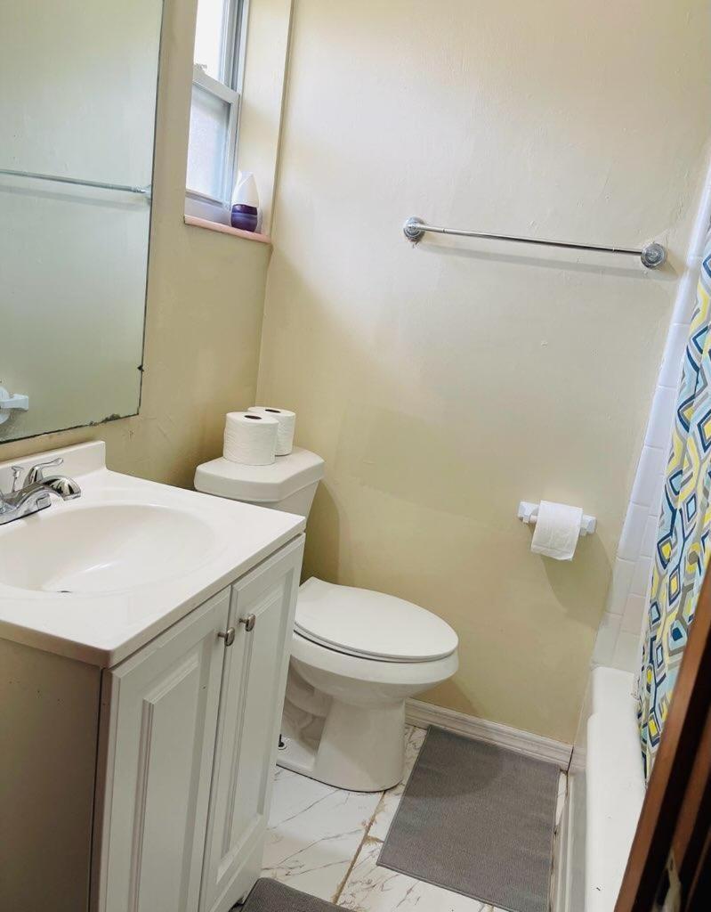 Tampa Vacations - Terrace Guest House - Property Image 5