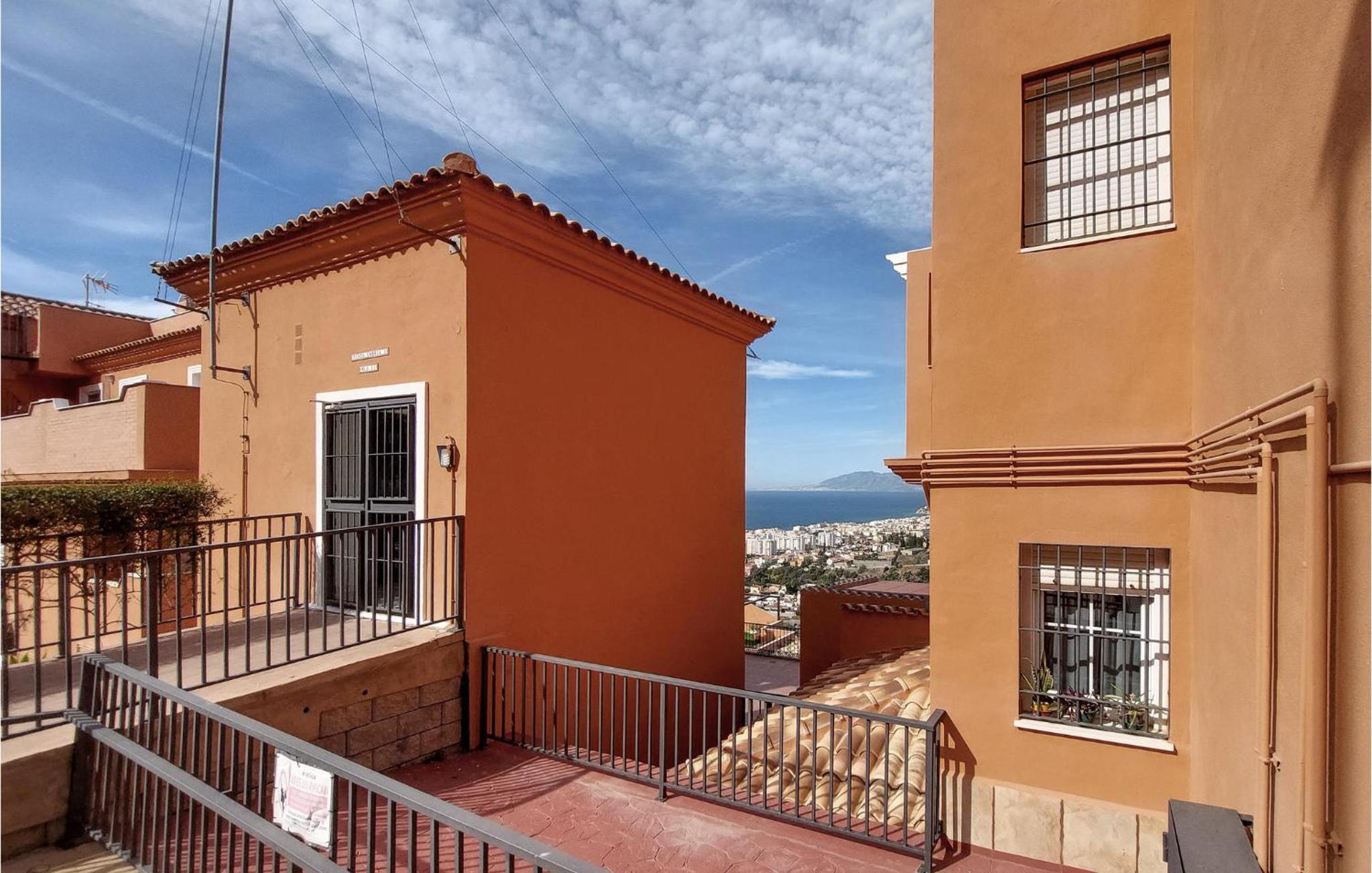 Amazing Apartment In Torre De Benagalbón