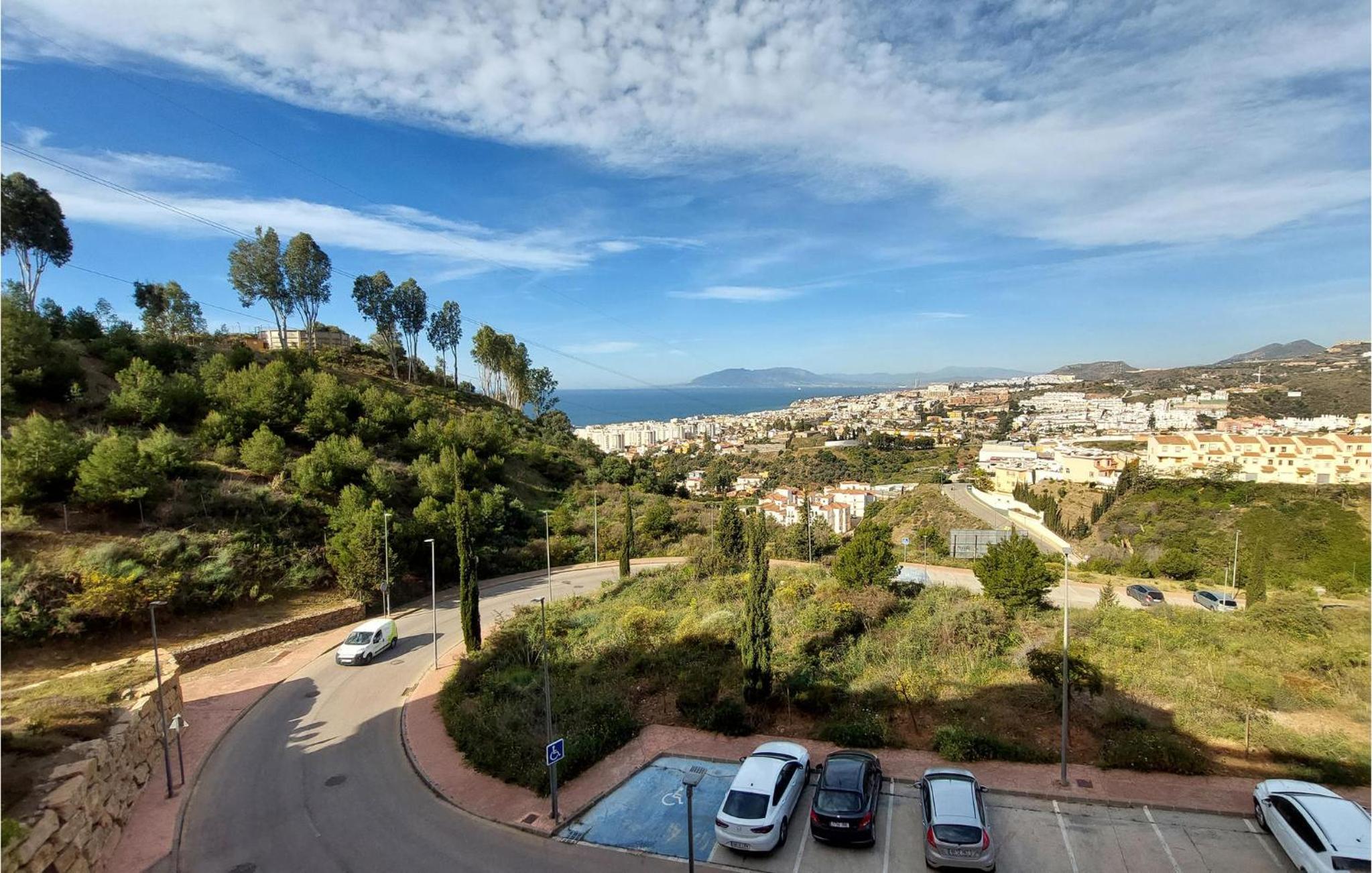 Amazing Apartment In Torre De Benagalbón