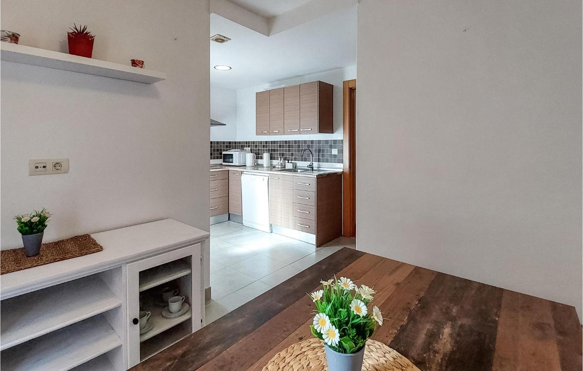 Amazing Apartment In Torre De Benagalbón