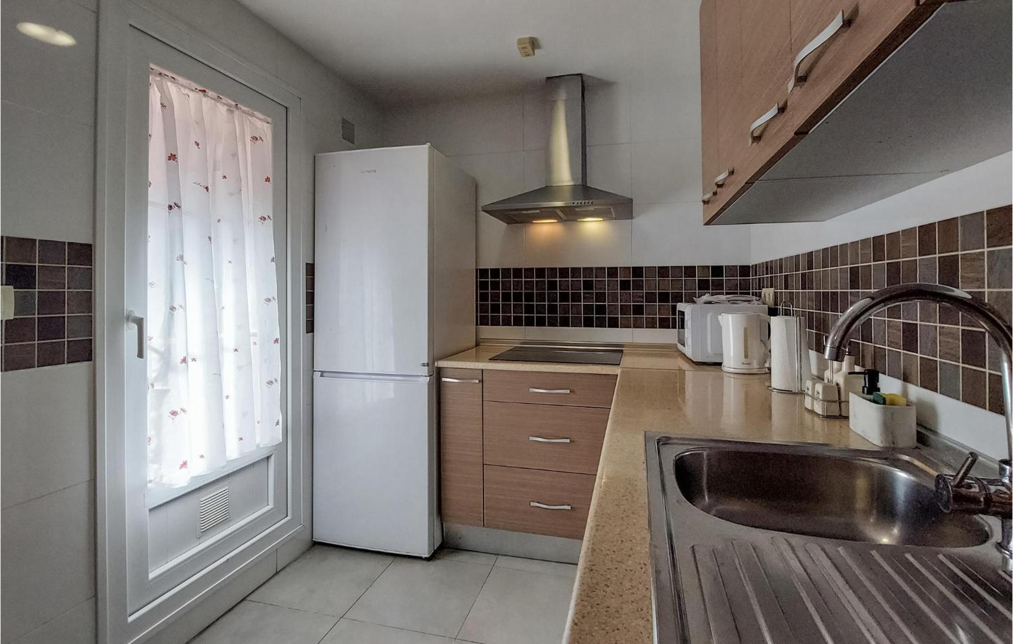 Amazing Apartment In Torre De Benagalbón
