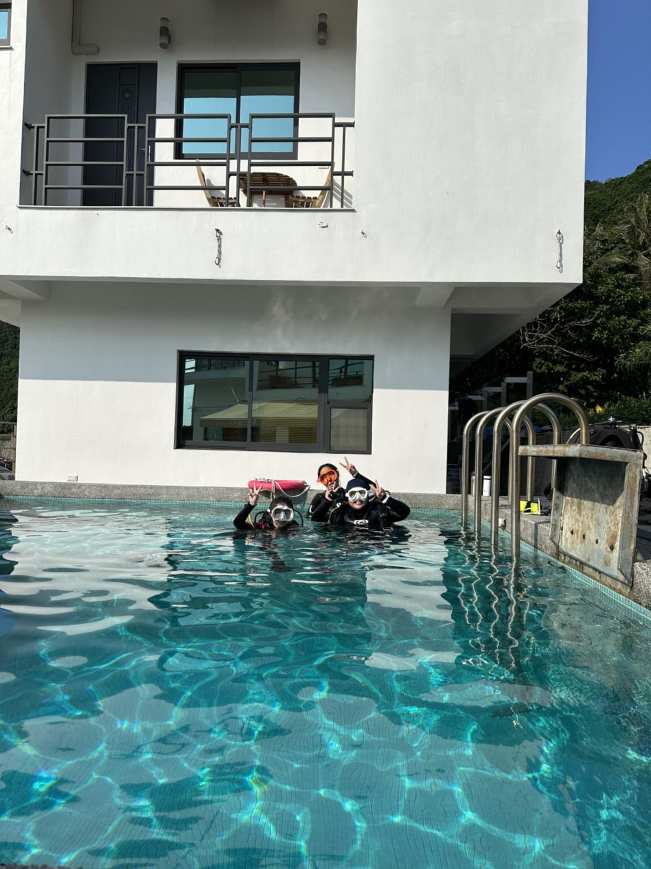 Oceans Explore Hostel