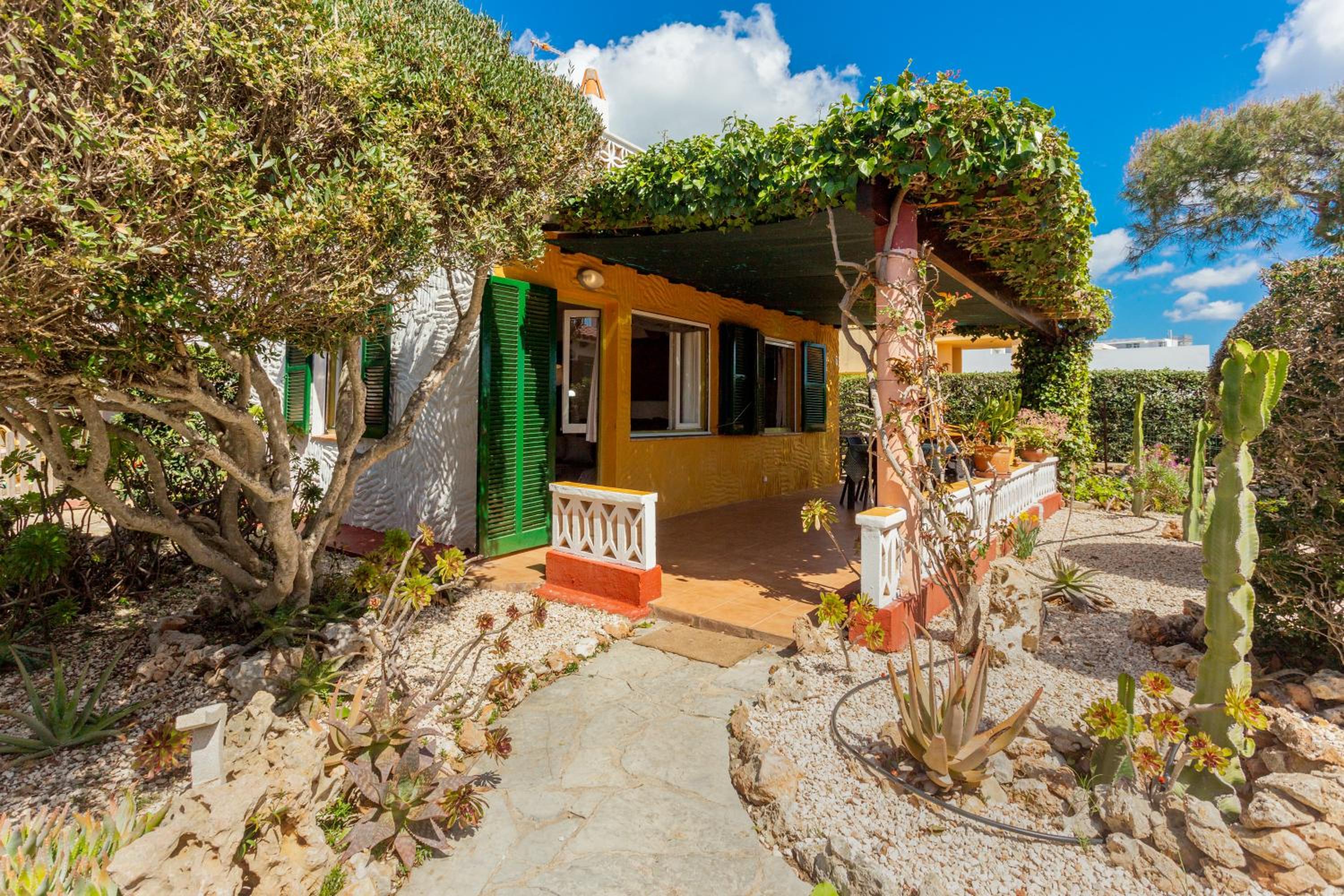 Hotel Buena Ventura Villa - Image 1
