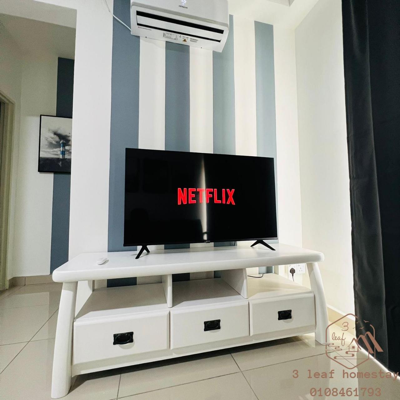 KULAI IOI MALL D'Putra Suites Near JPO Senai Airport