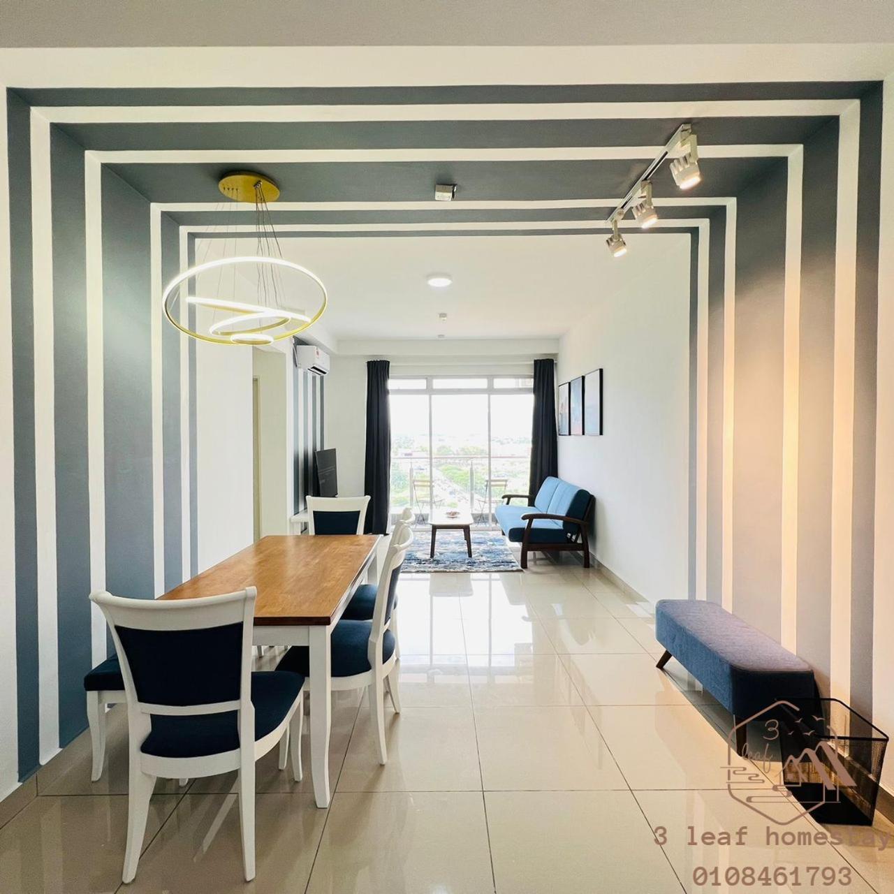 KULAI IOI MALL D'Putra Suites Near JPO Senai Airport