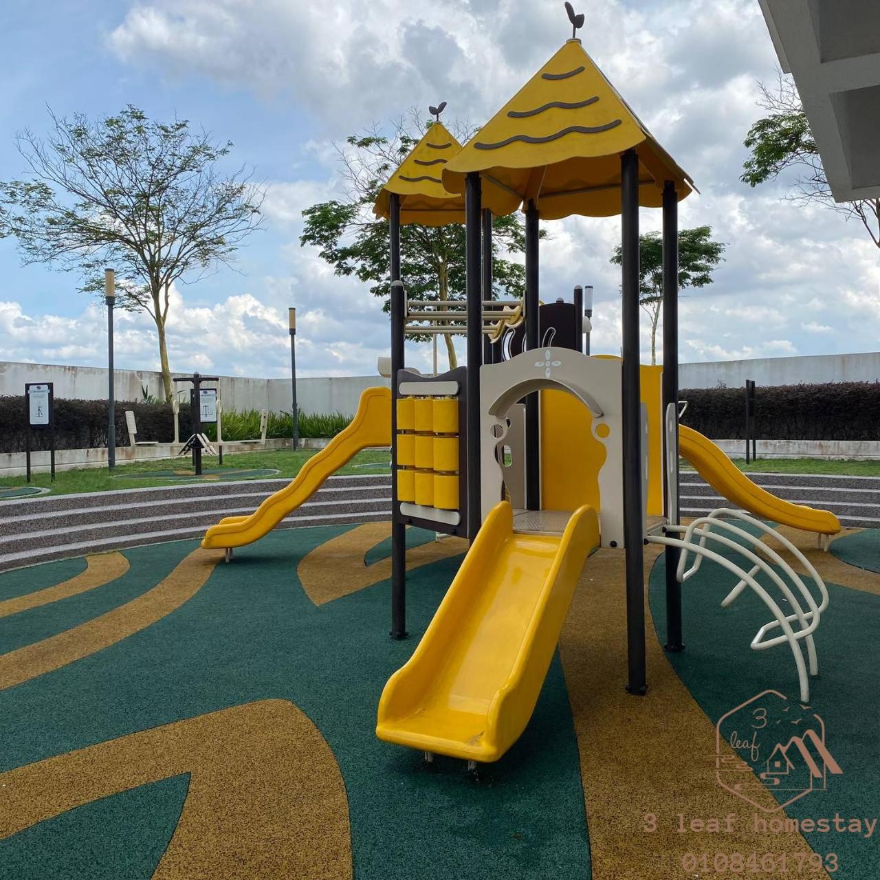KULAI IOI MALL D'Putra Suites Near JPO Senai Airport
