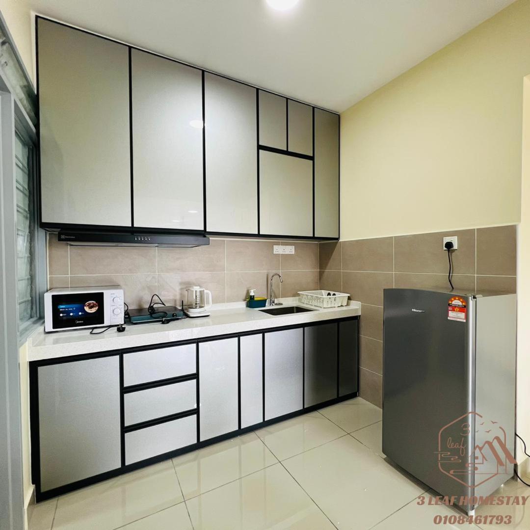 KULAI IOI MALL D'Putra Suites Near JPO Senai Airport