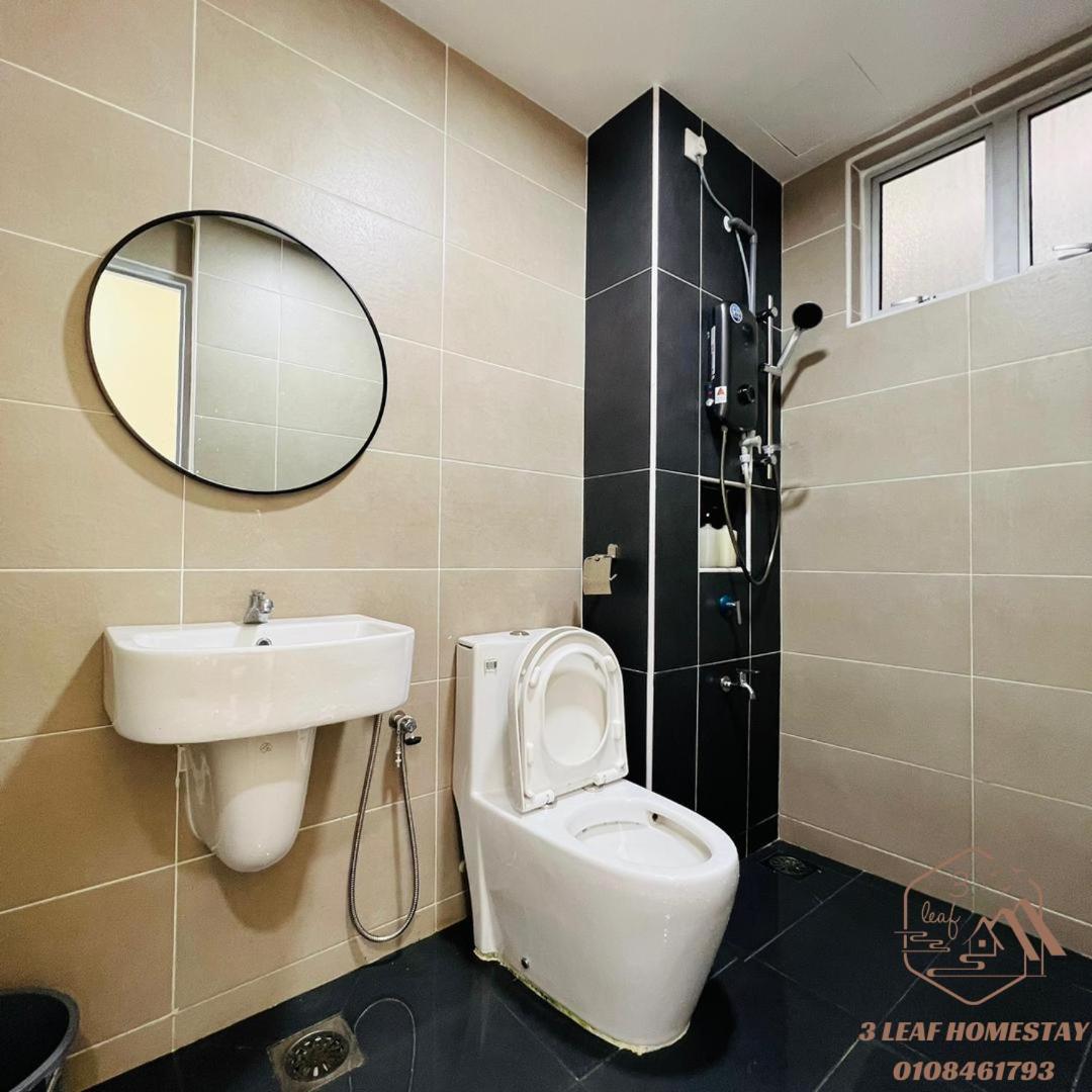 KULAI IOI MALL D'Putra Suites Near JPO Senai Airport