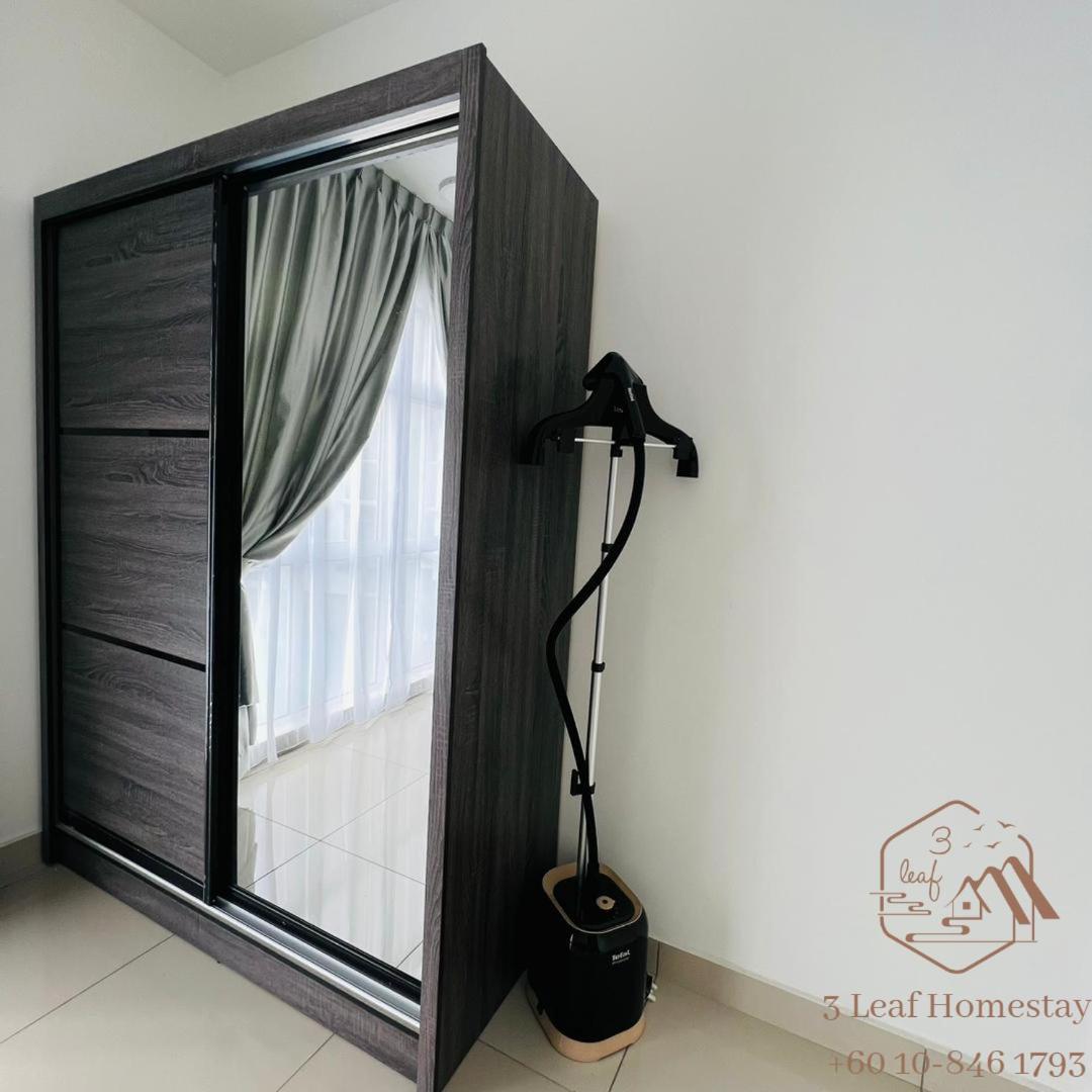 KULAI IOI MALL D'Putra Suites Near JPO Senai Airport