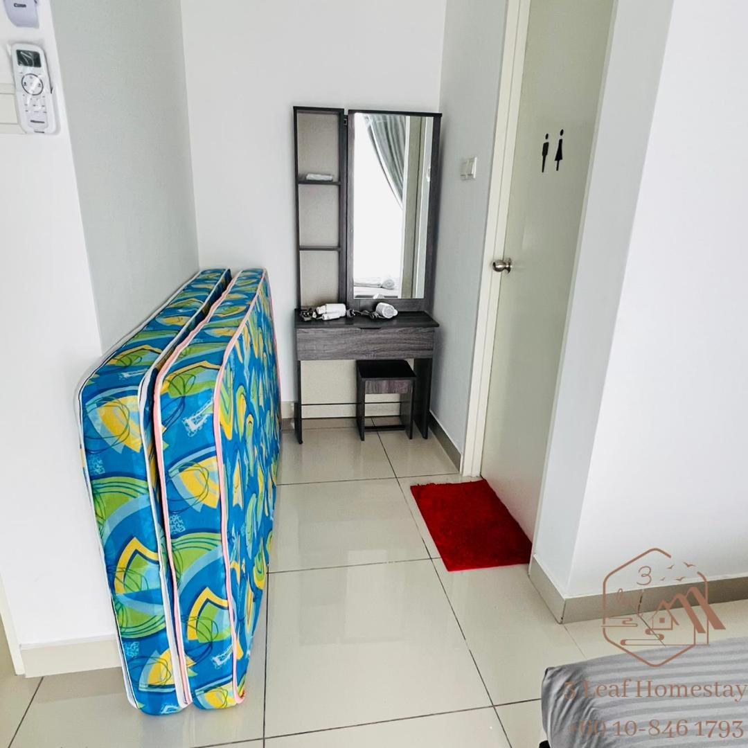 KULAI IOI MALL D'Putra Suites Near JPO Senai Airport