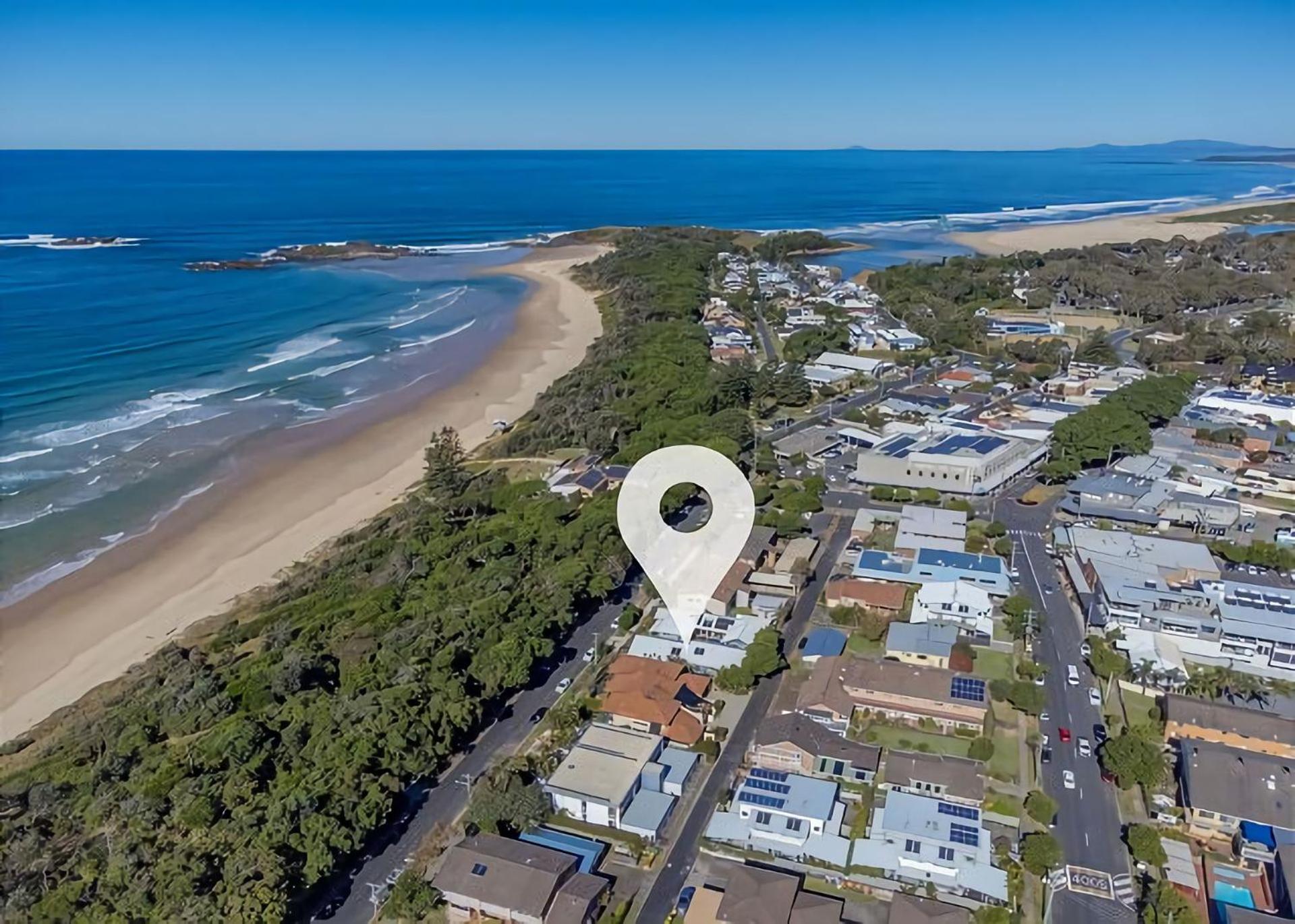 Sawtell Beach Shack 2
