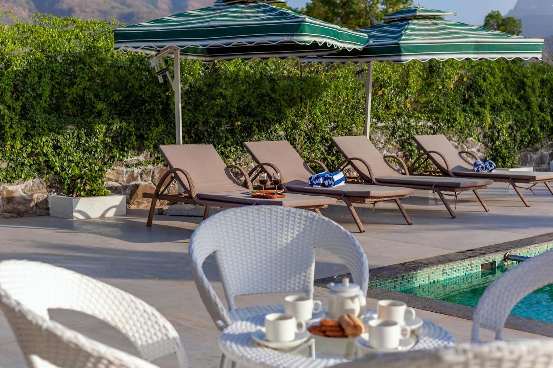 Natures Odyssey by StayVista - Amidst lush greenery with Outdoor pool and Indoor activities