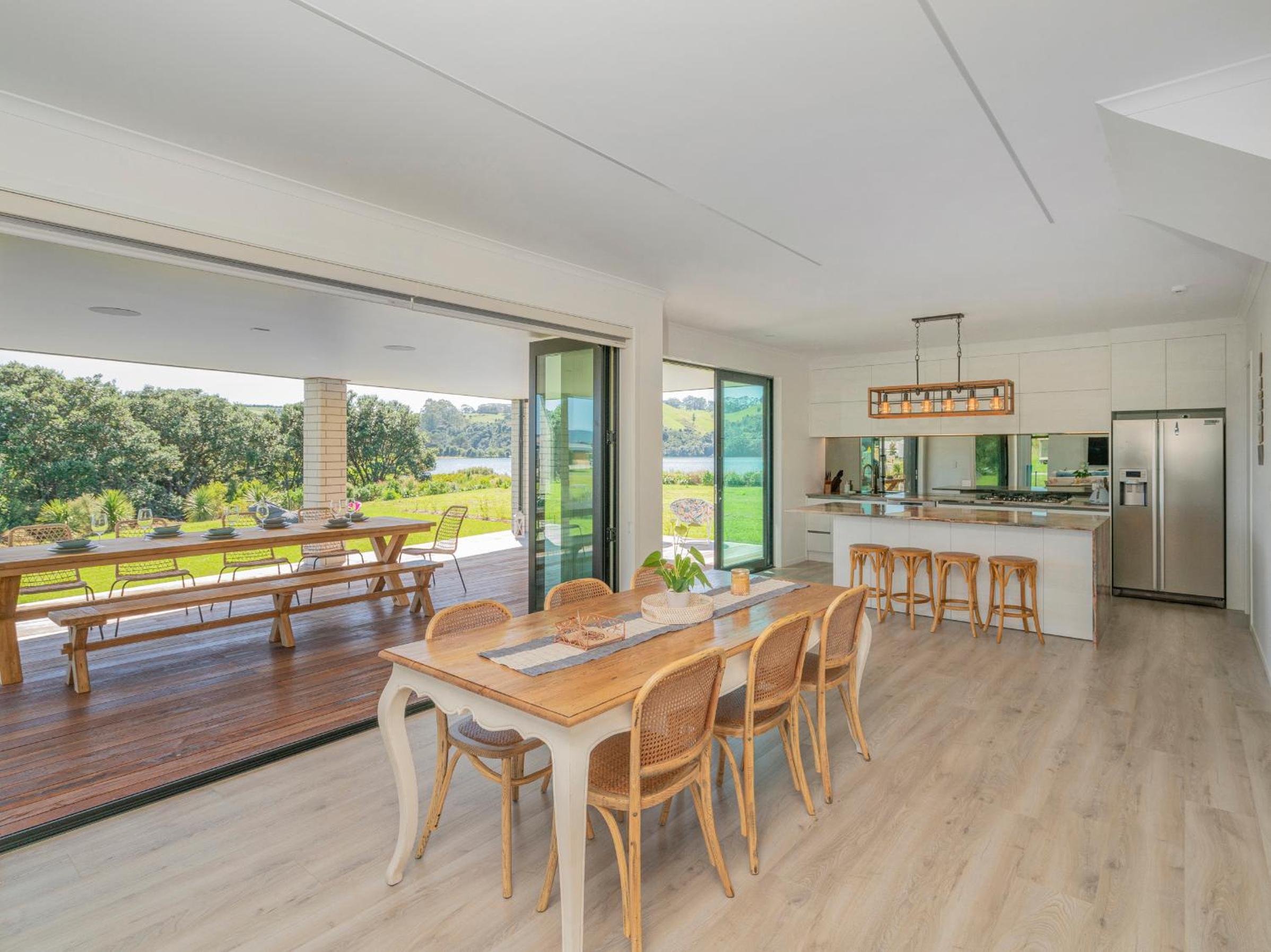 Coastal Daze - Cooks Beach Holiday Home view 2