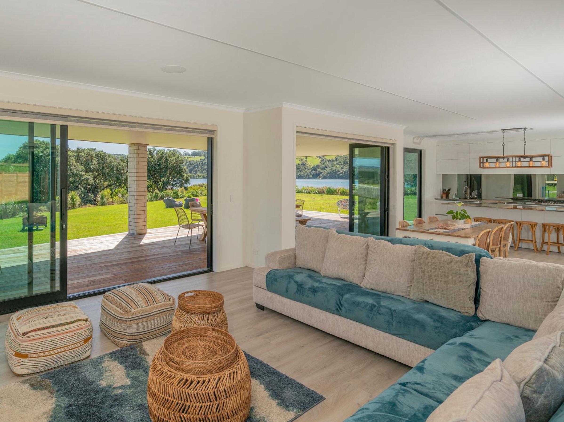 Coastal Daze - Cooks Beach Holiday Home view 4