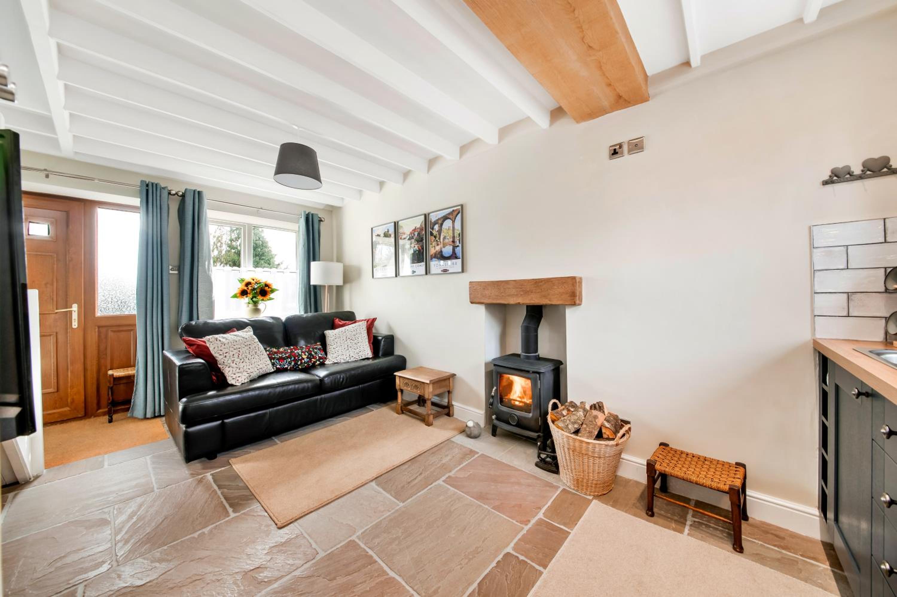 Finest Retreats - Tyg Cottage near Masham, Fountains Abbey & Brimham Rocks view 3