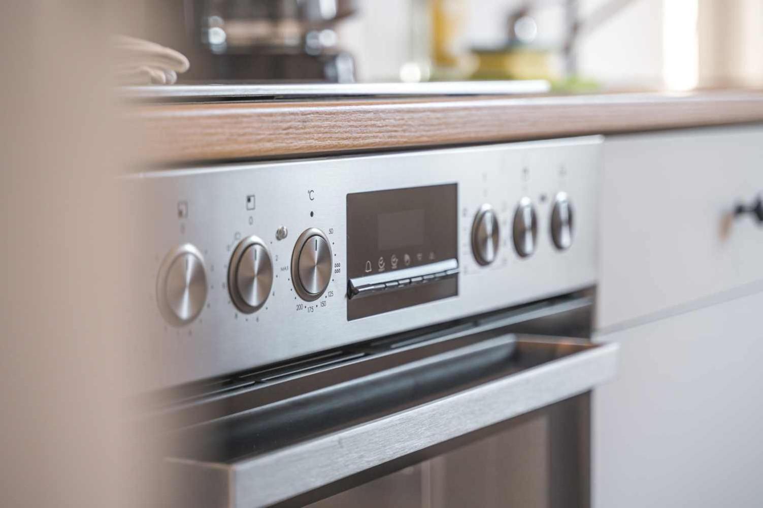 RAUMSCHMIDE Monteurwohnung Esslingen