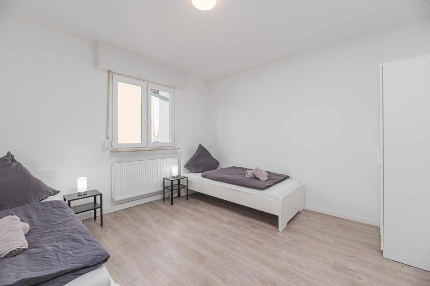 RAUMSCHMIDE Monteurwohnung Esslingen