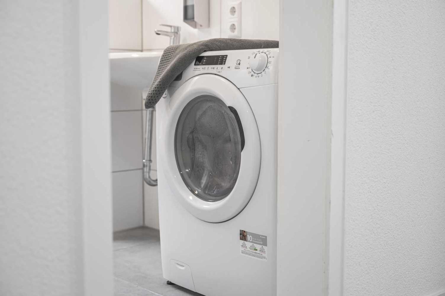 RAUMSCHMIDE Monteurwohnung Esslingen