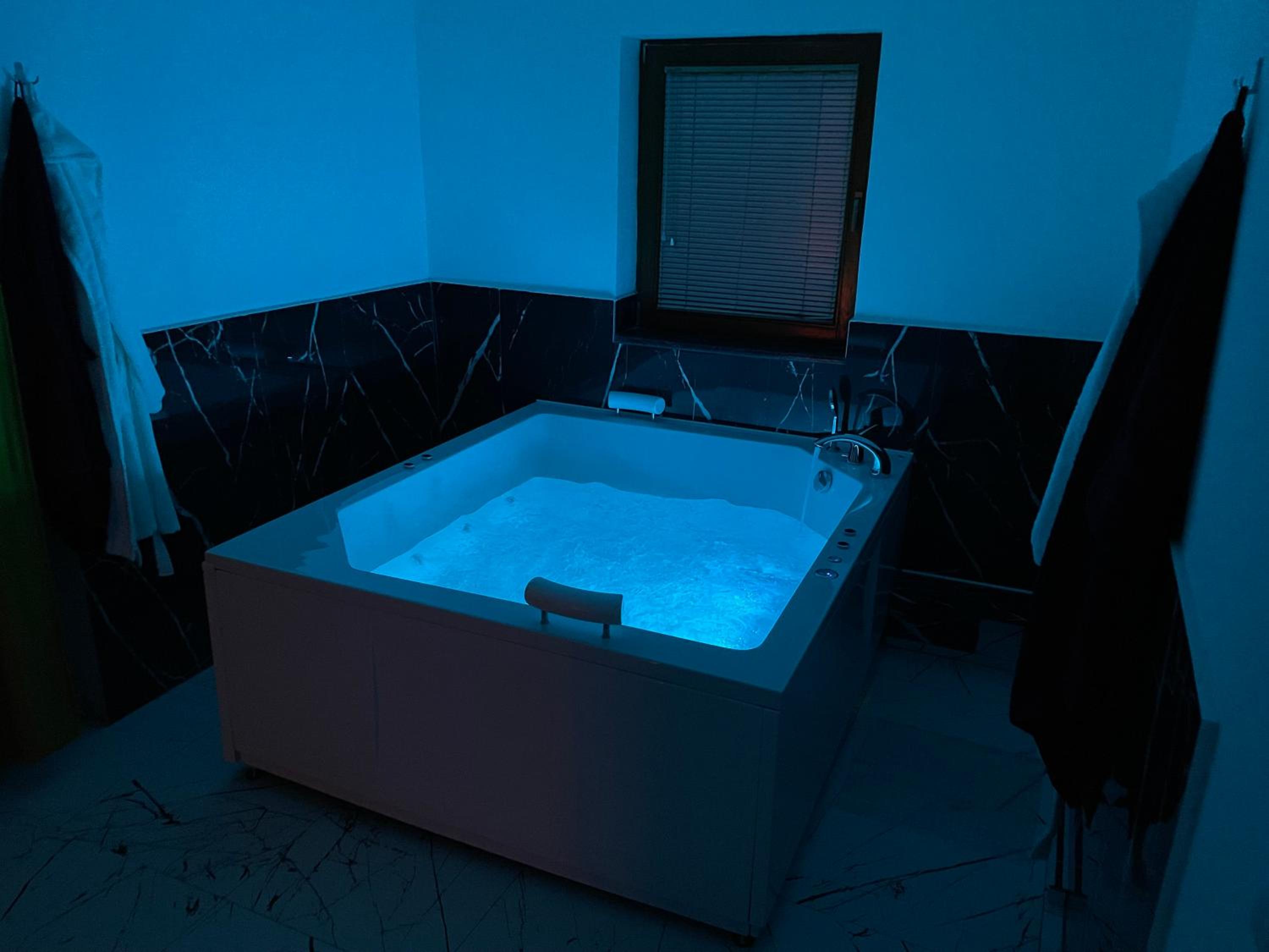 Hedonist Spa Jacuzzi Sarajevo Free parking
