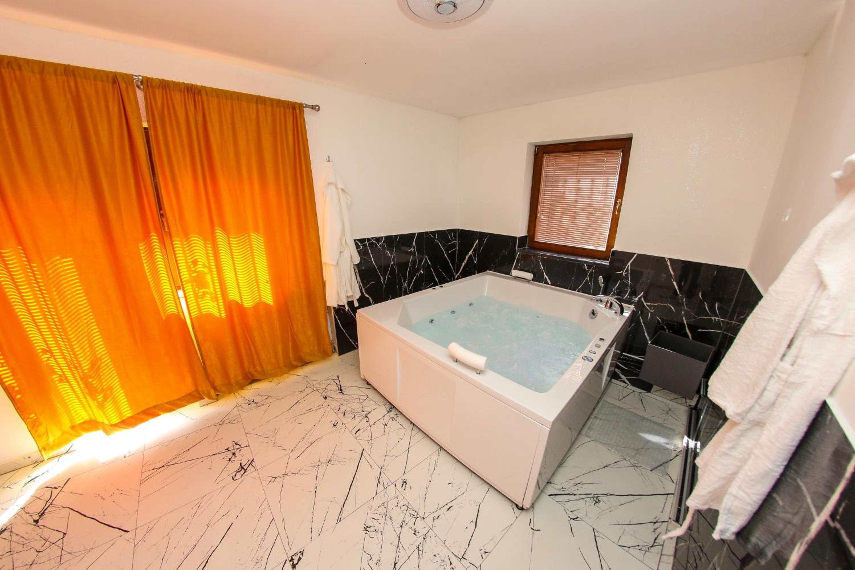 Hedonist Spa Jacuzzi Sarajevo Free parking