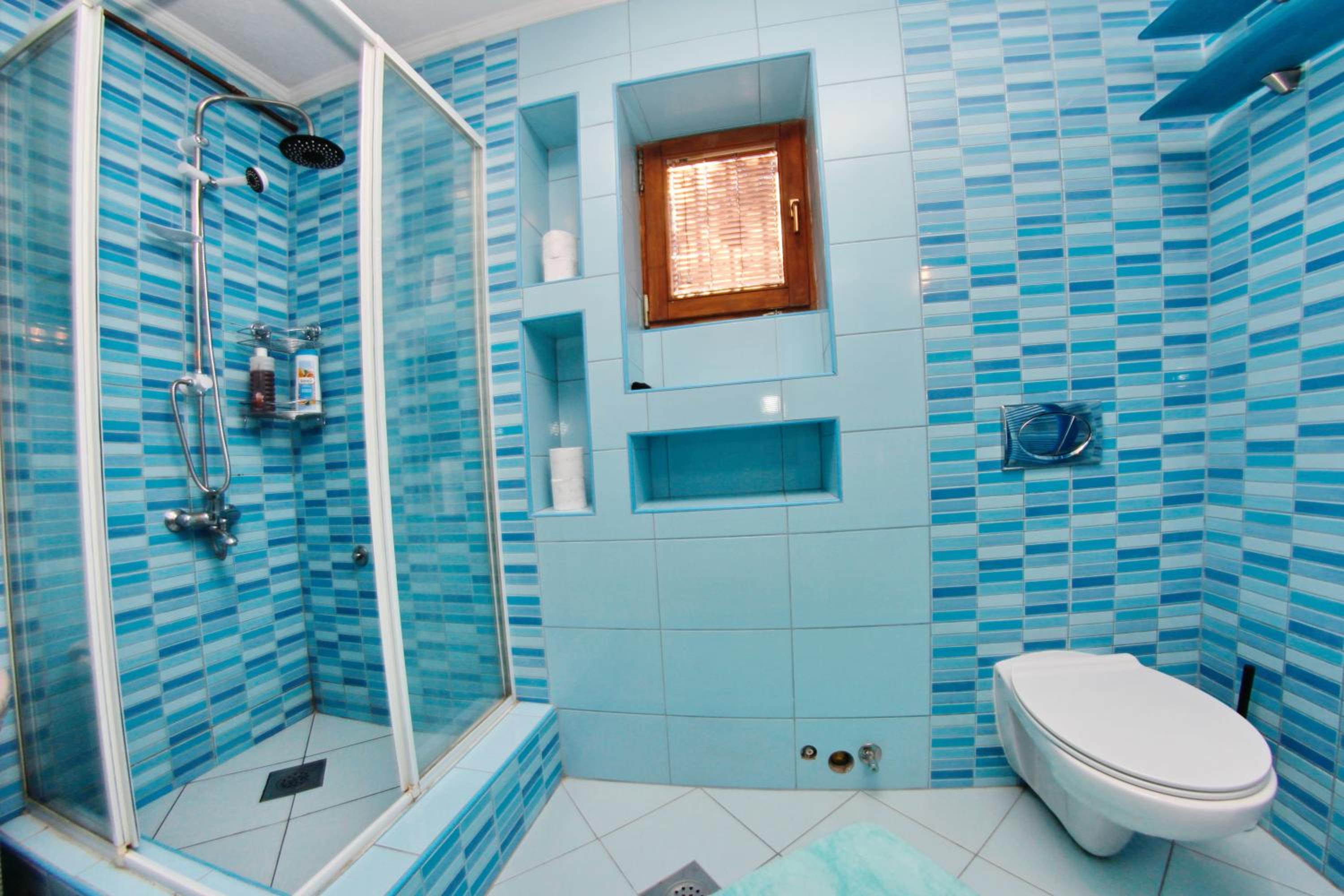 Hedonist Spa Jacuzzi Sarajevo Free parking