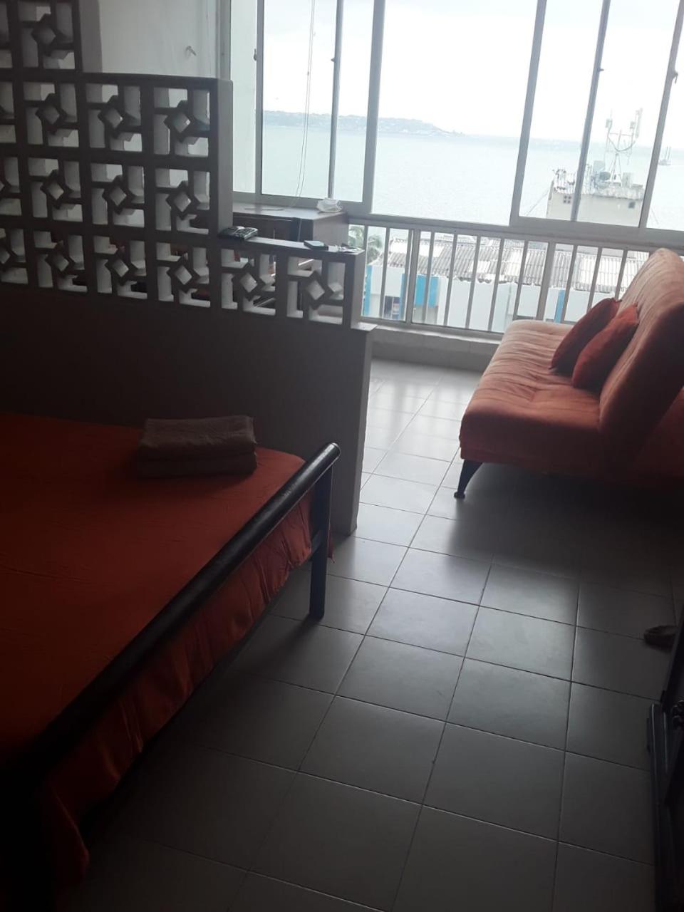 Apartamento entero con vista al mar