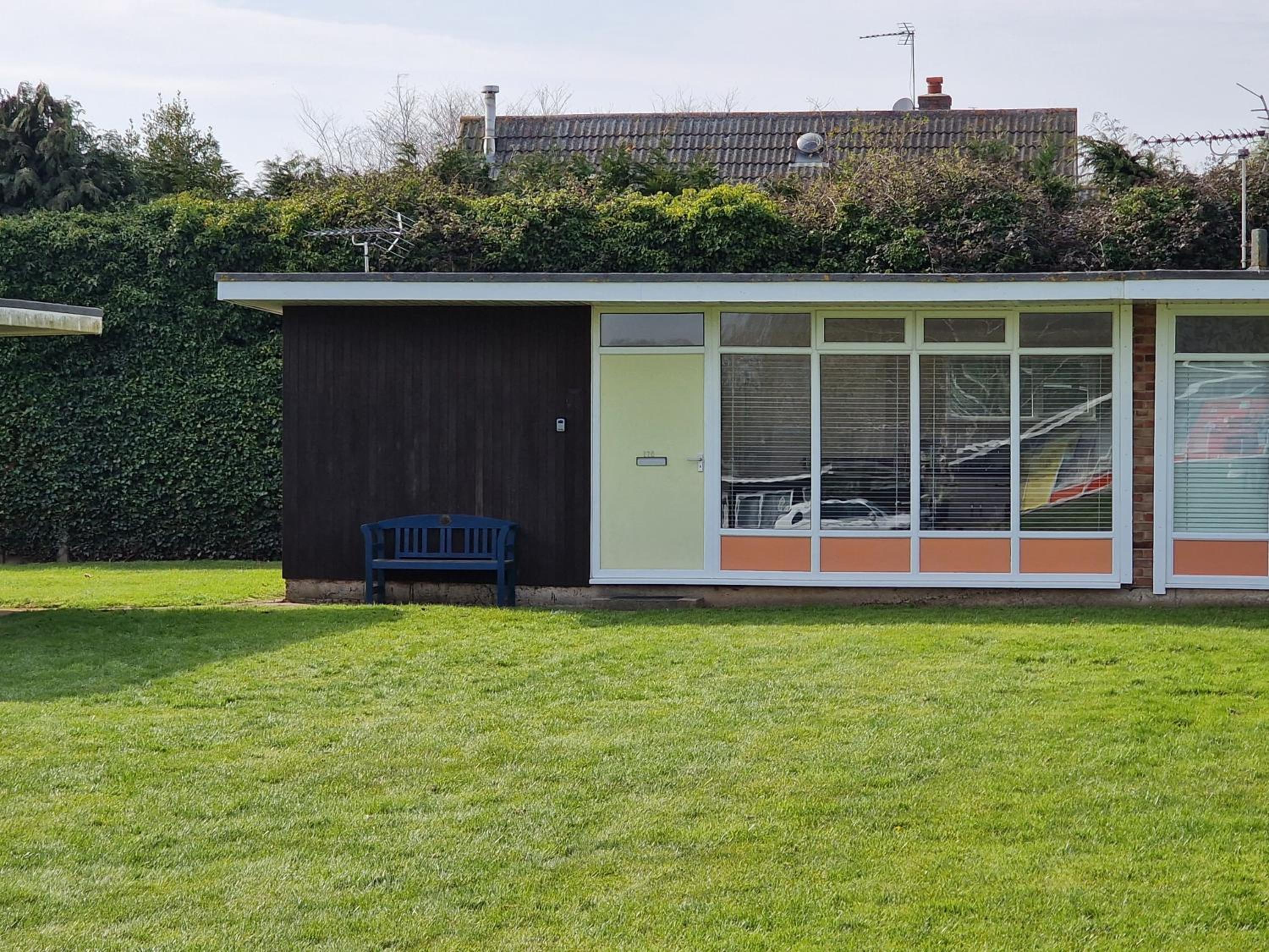 170 Broadside Holiday Chalet near Broads & Beaches