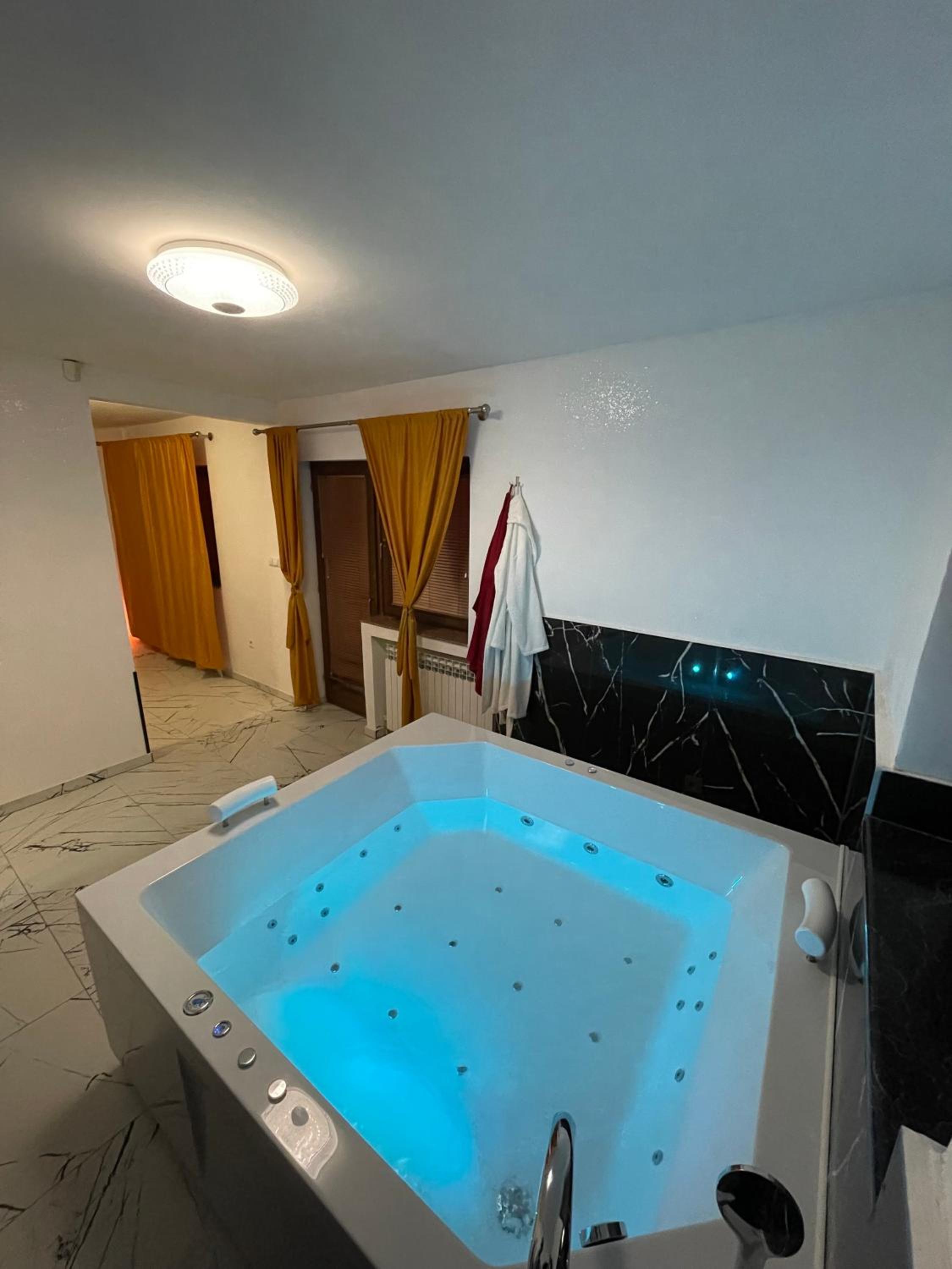 Hedonist Spa Jacuzzi Sarajevo Free parking
