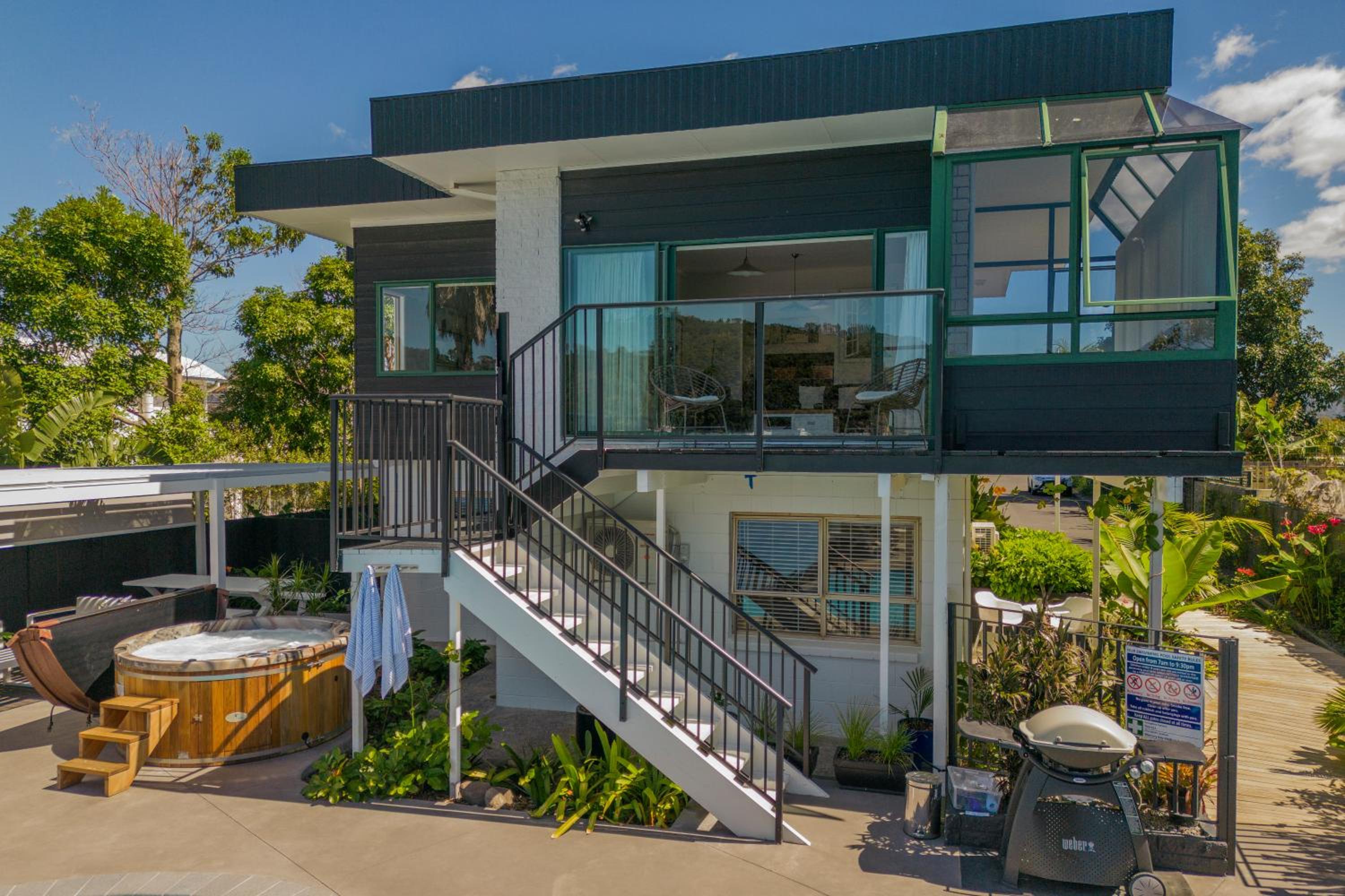 Oceans 88 Whitianga Coastal Suites