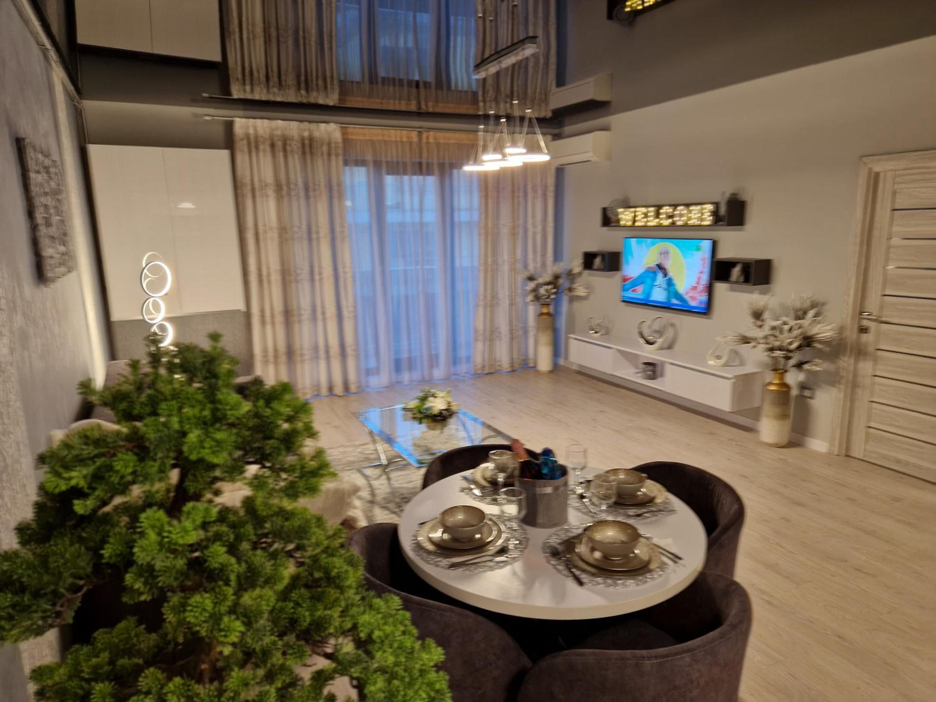 Alecsa 2 Luxury Residence view 2