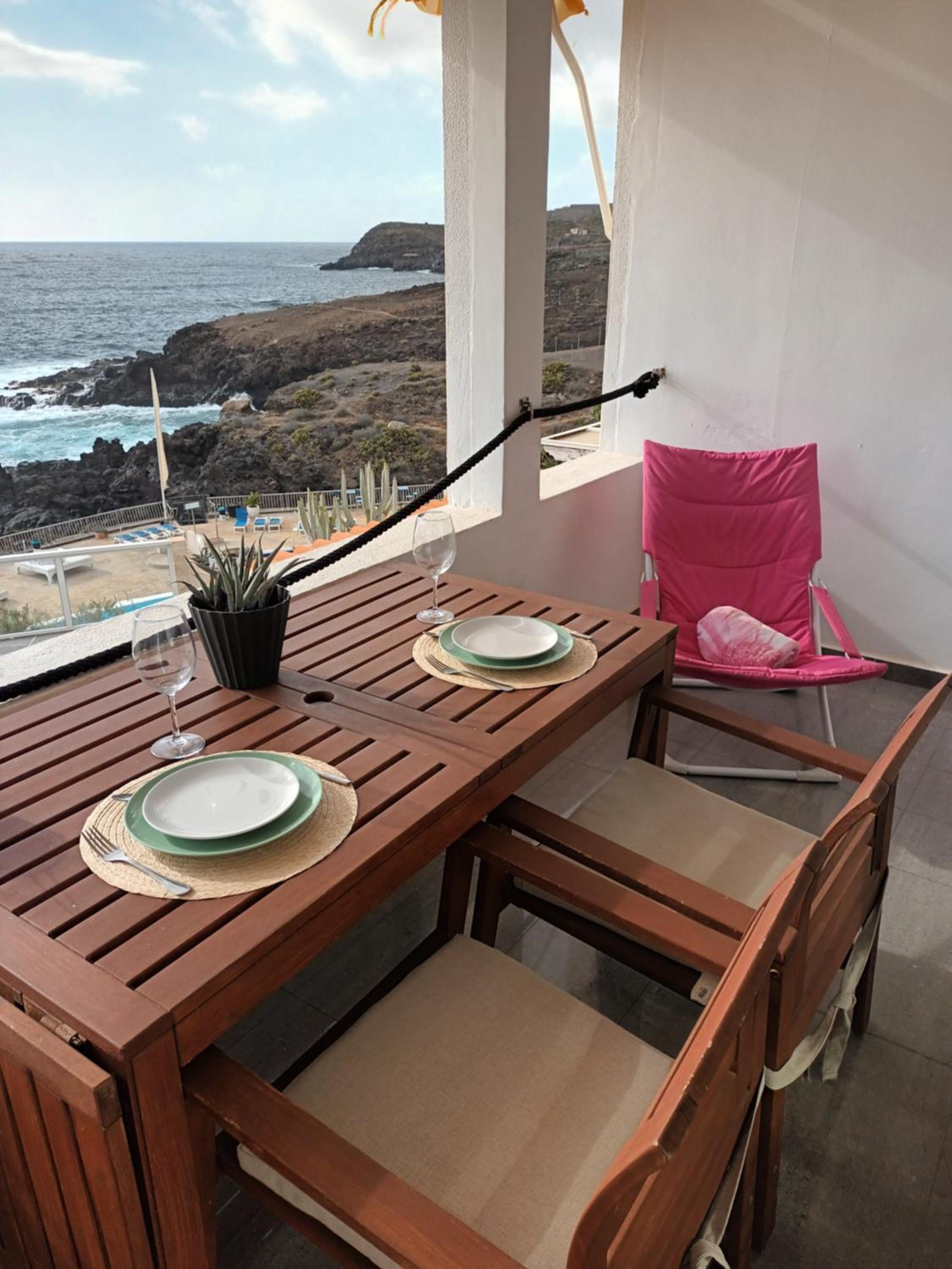 Great oportunity Costa Adeje Holiday apartment first sea line Free Wifi