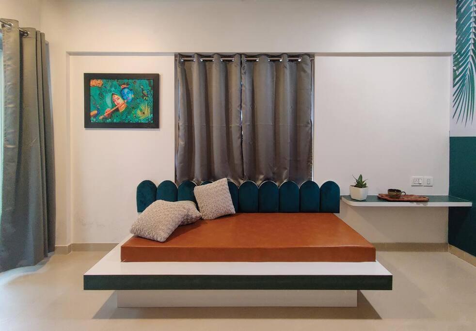 Copper 11 Service Apartments -SB Road, Shivaji Nagar, Pune view 3