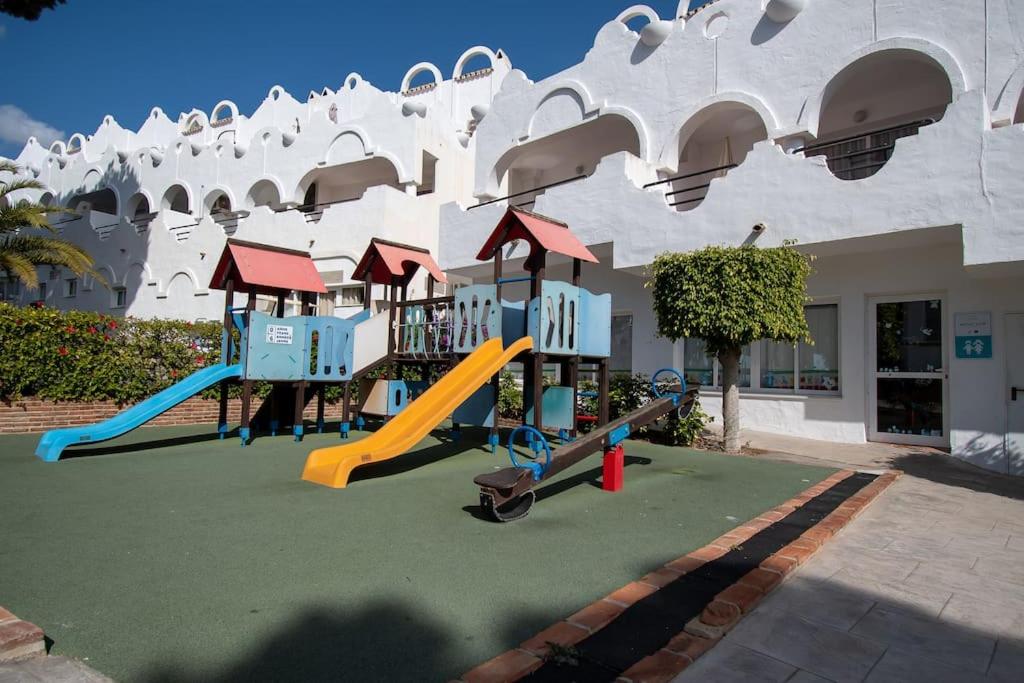 Marbella Vacations - CasaDelSol-Marbella-Sonce,piasek,szmaragdowa woda - Property Image 61