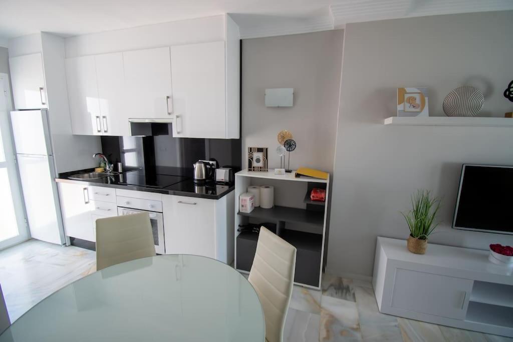 Marbella Vacations - CasaDelSol-Marbella-Sonce,piasek,szmaragdowa woda - Property Image 48