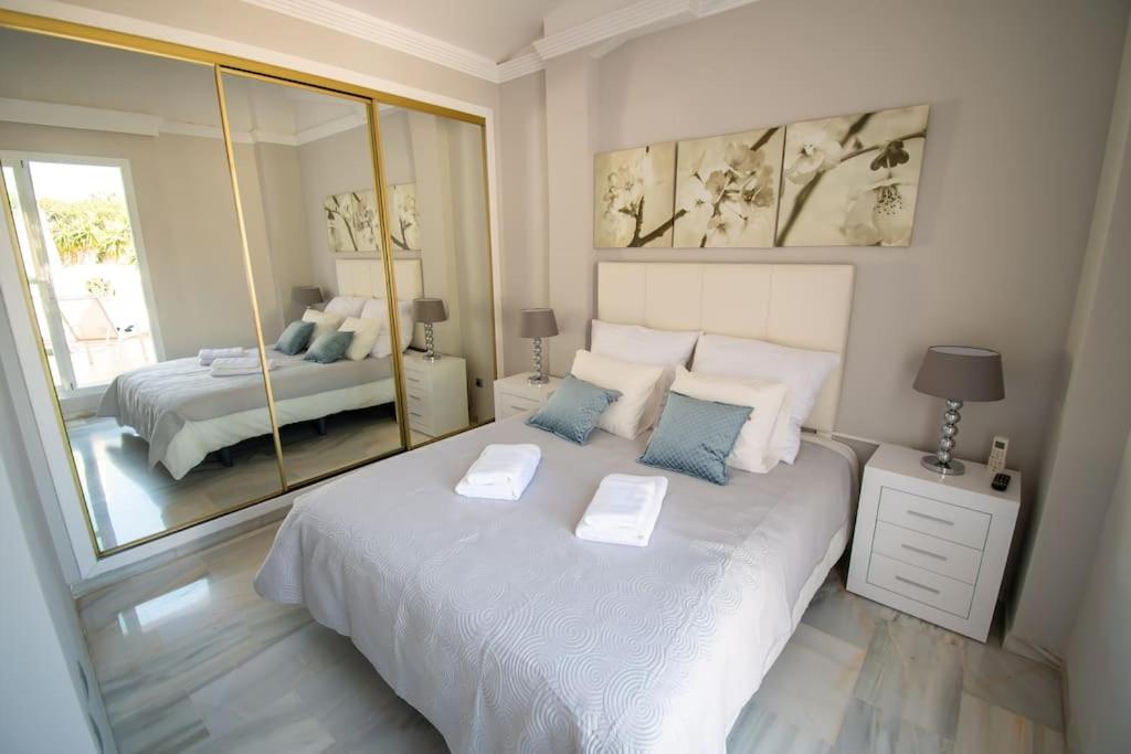Marbella Vacations - CasaDelSol-Marbella-Sonce,piasek,szmaragdowa woda - Property Image 43