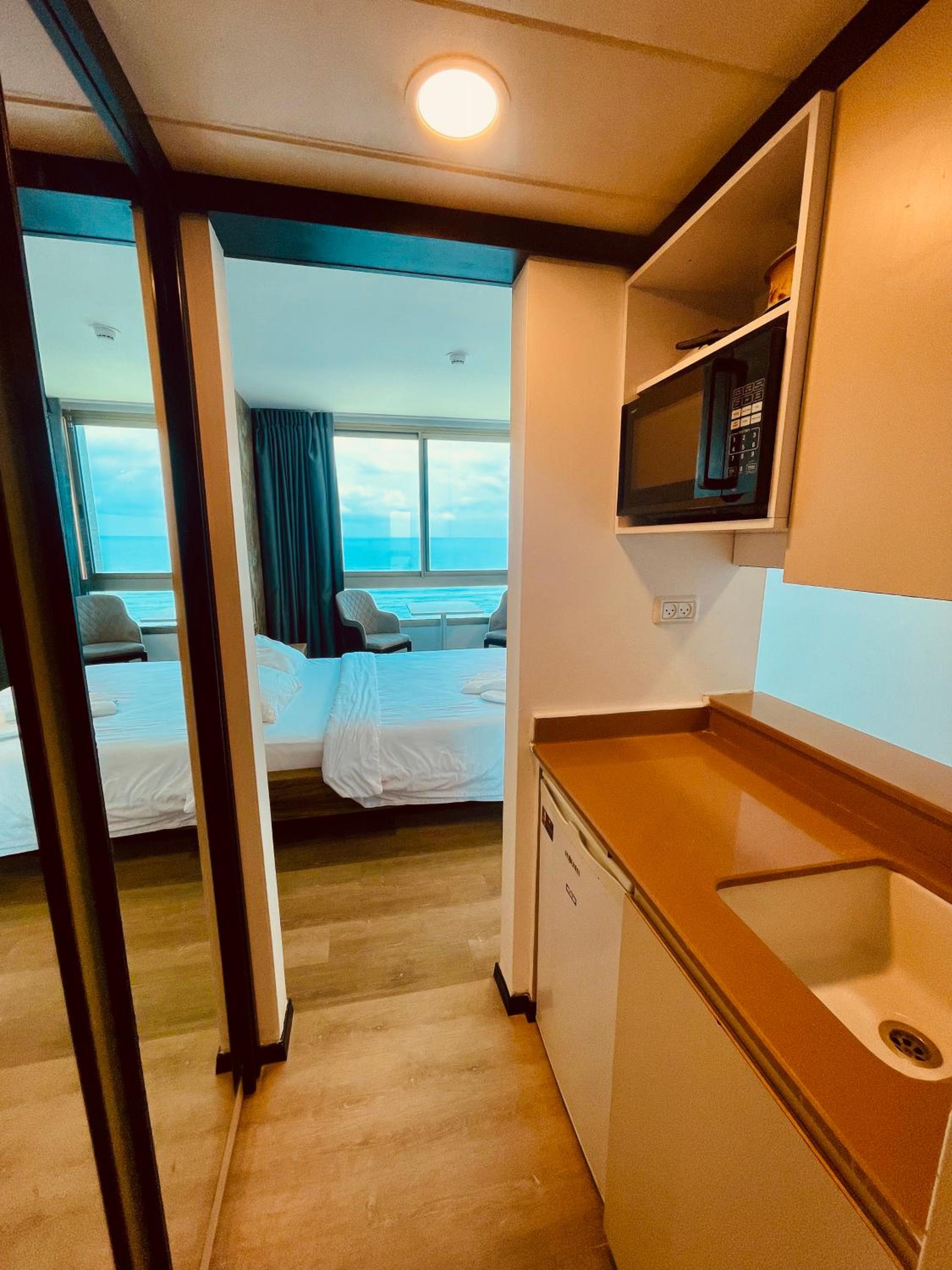 Carmel Holiday Apartments