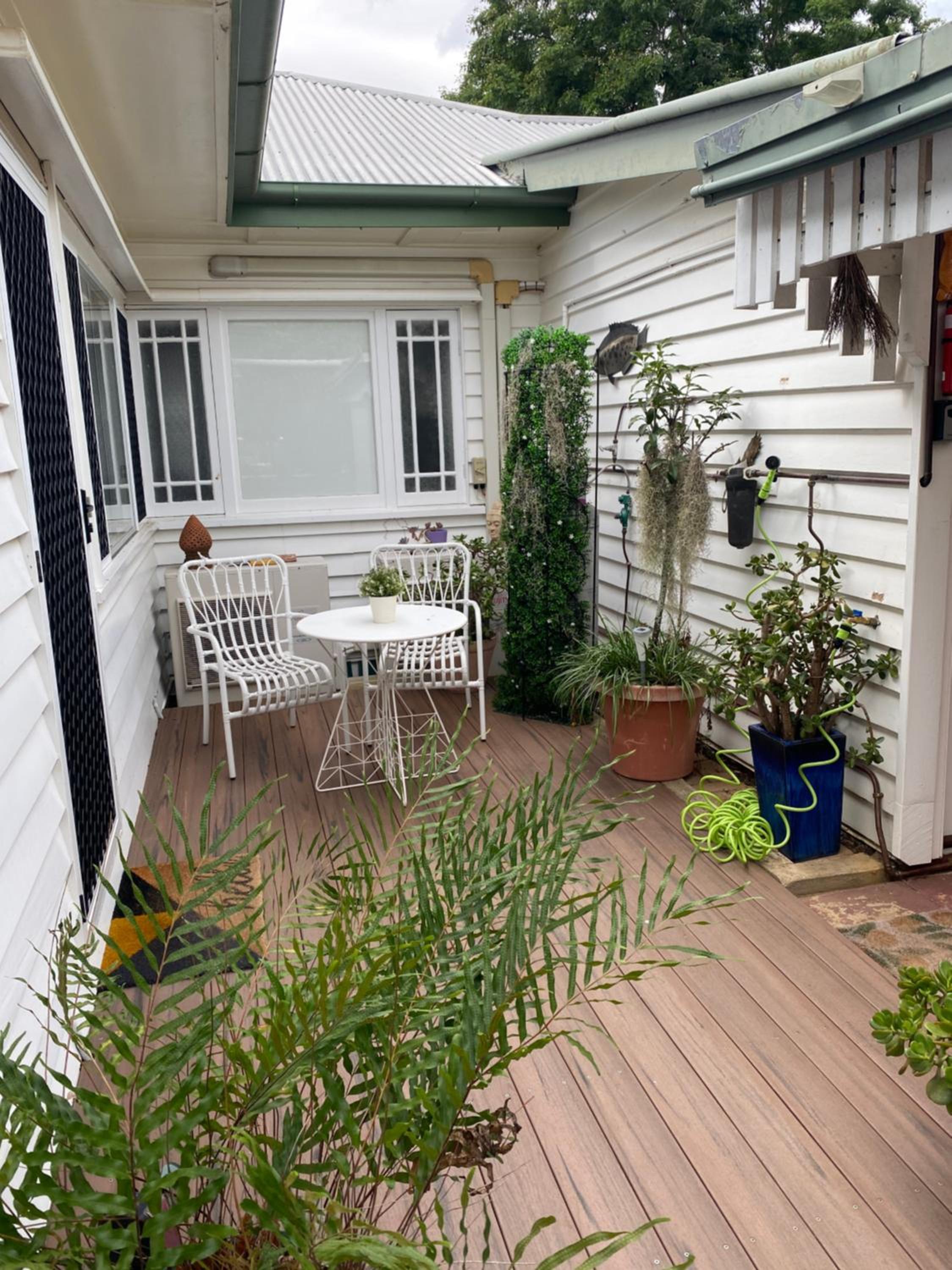 Hideaway on Hume