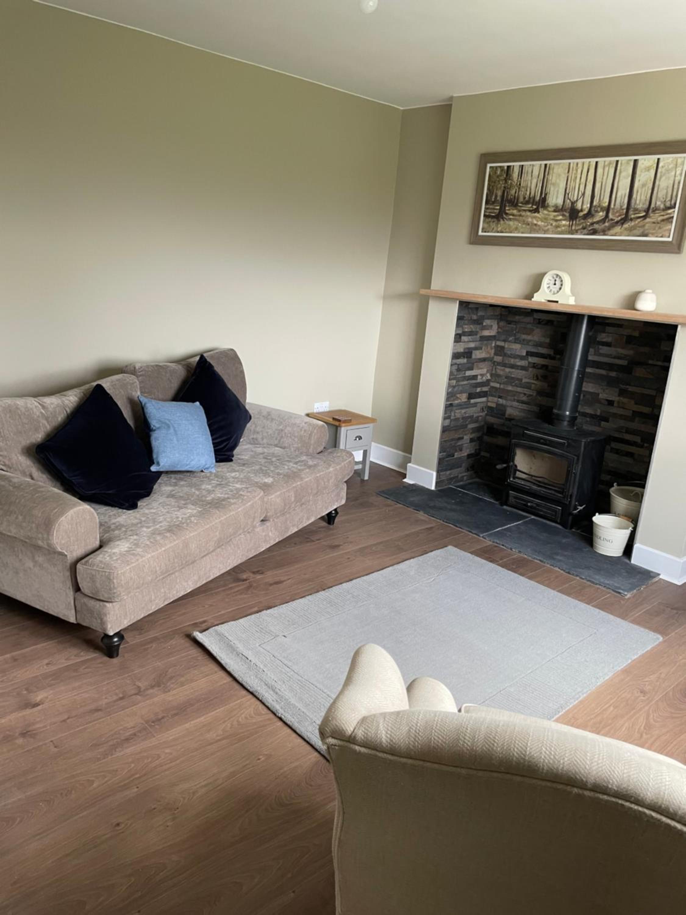 Cottage - Sleeps 4 - Pets Ok - Garden -Parking view 2