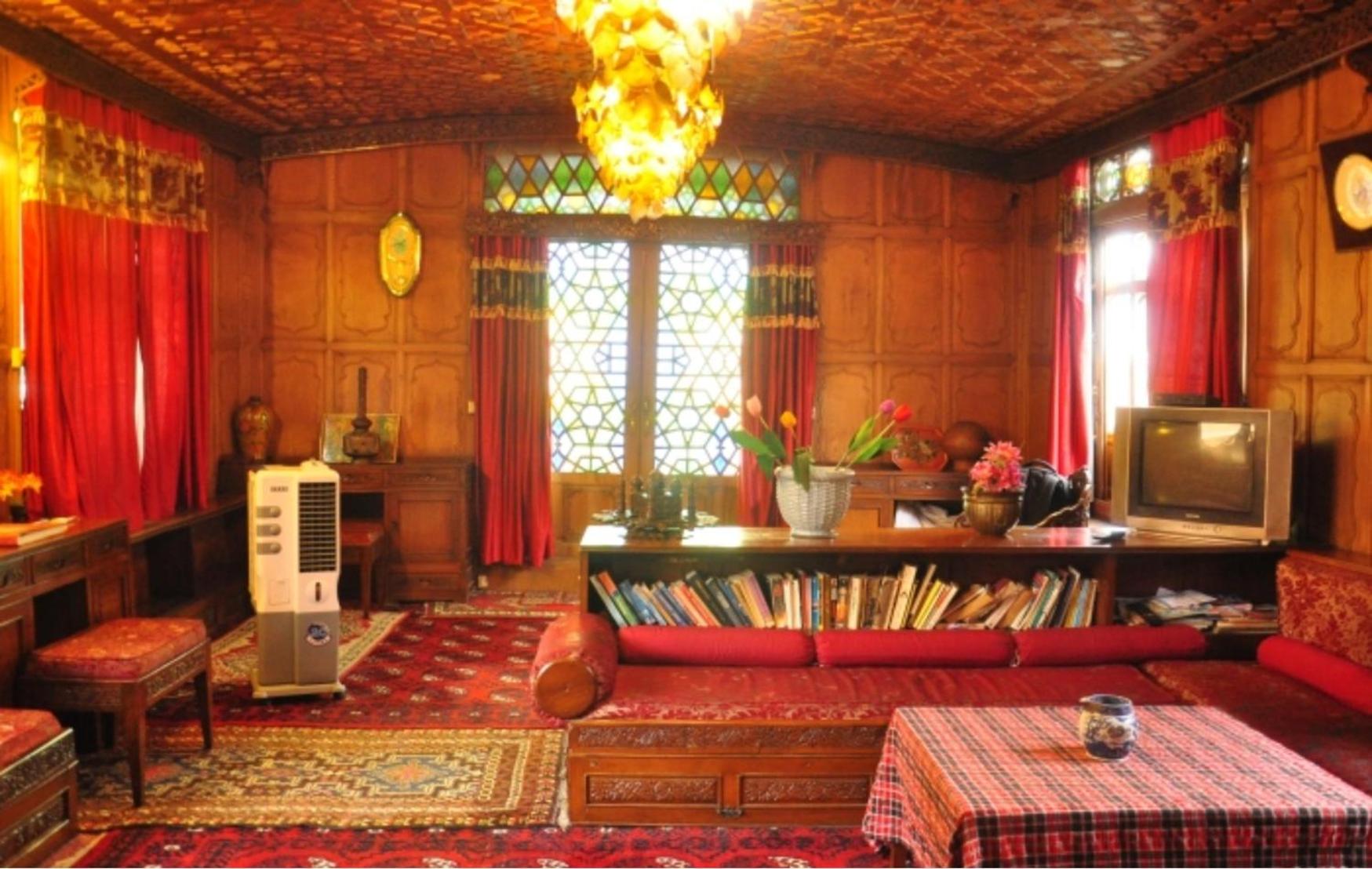 lounge