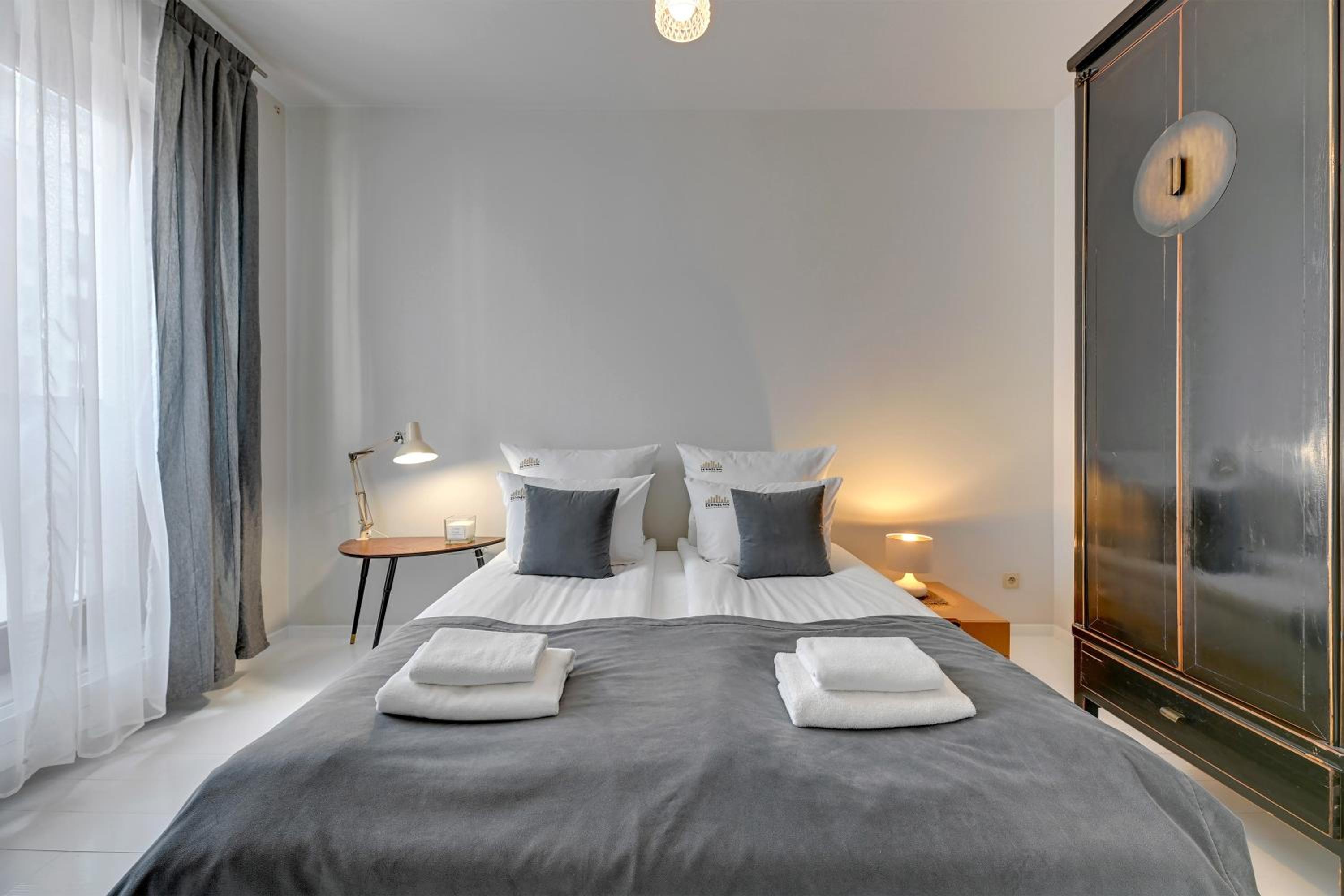 Szafarnia Marina, City Center & Free Parking by Downtown Apartments
