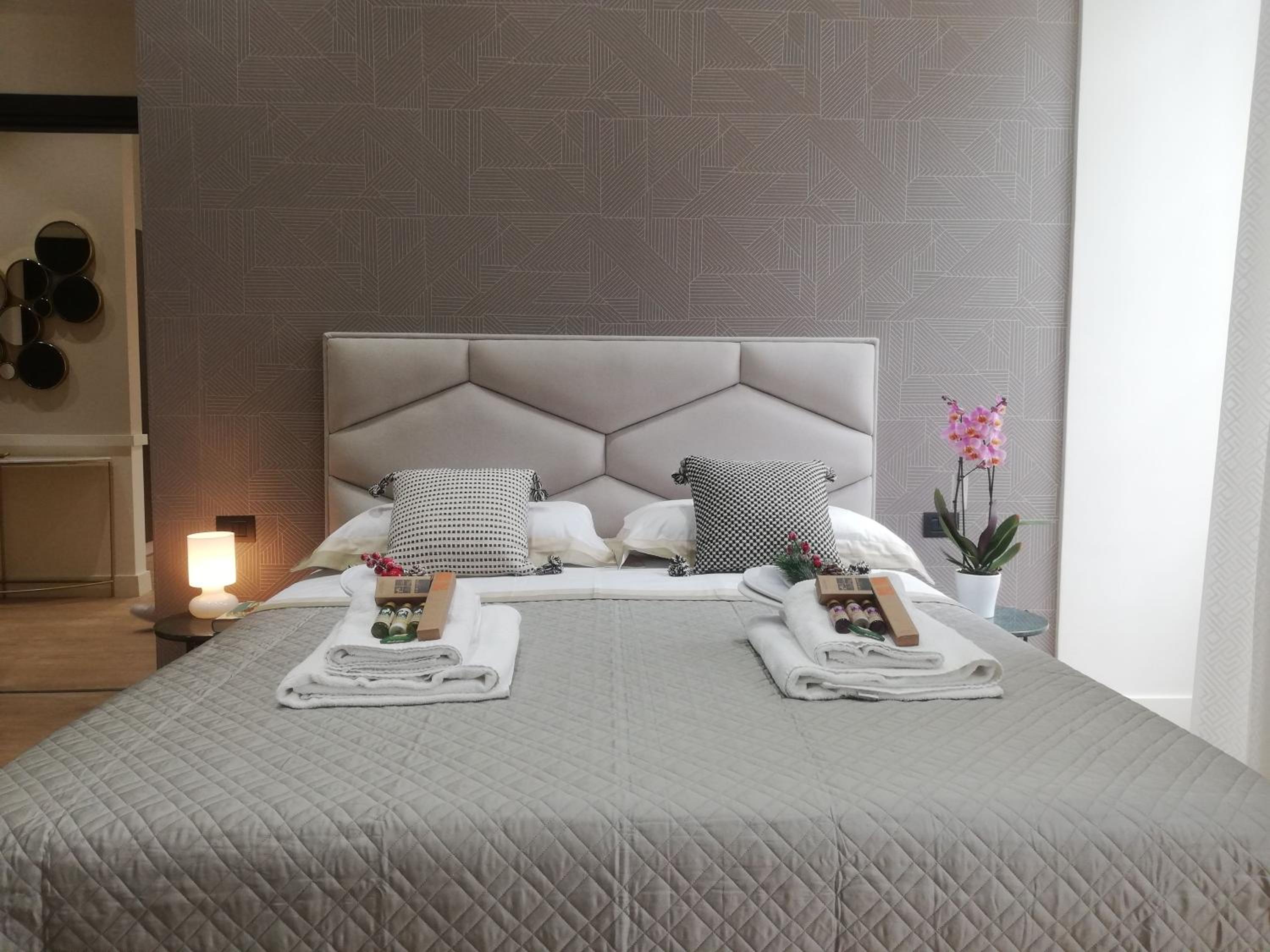 Napoli Mariana Luxury