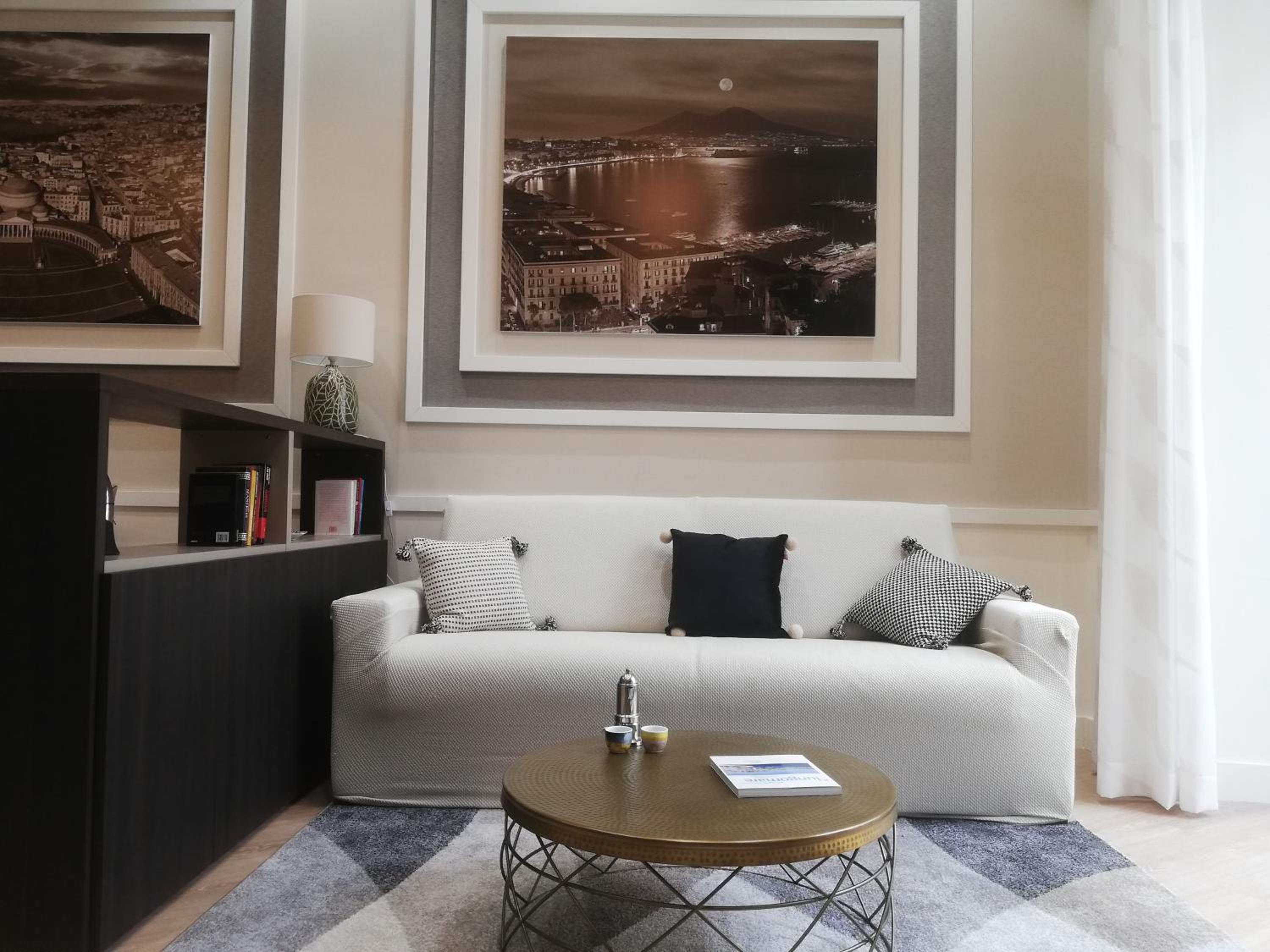 Napoli Mariana Luxury
