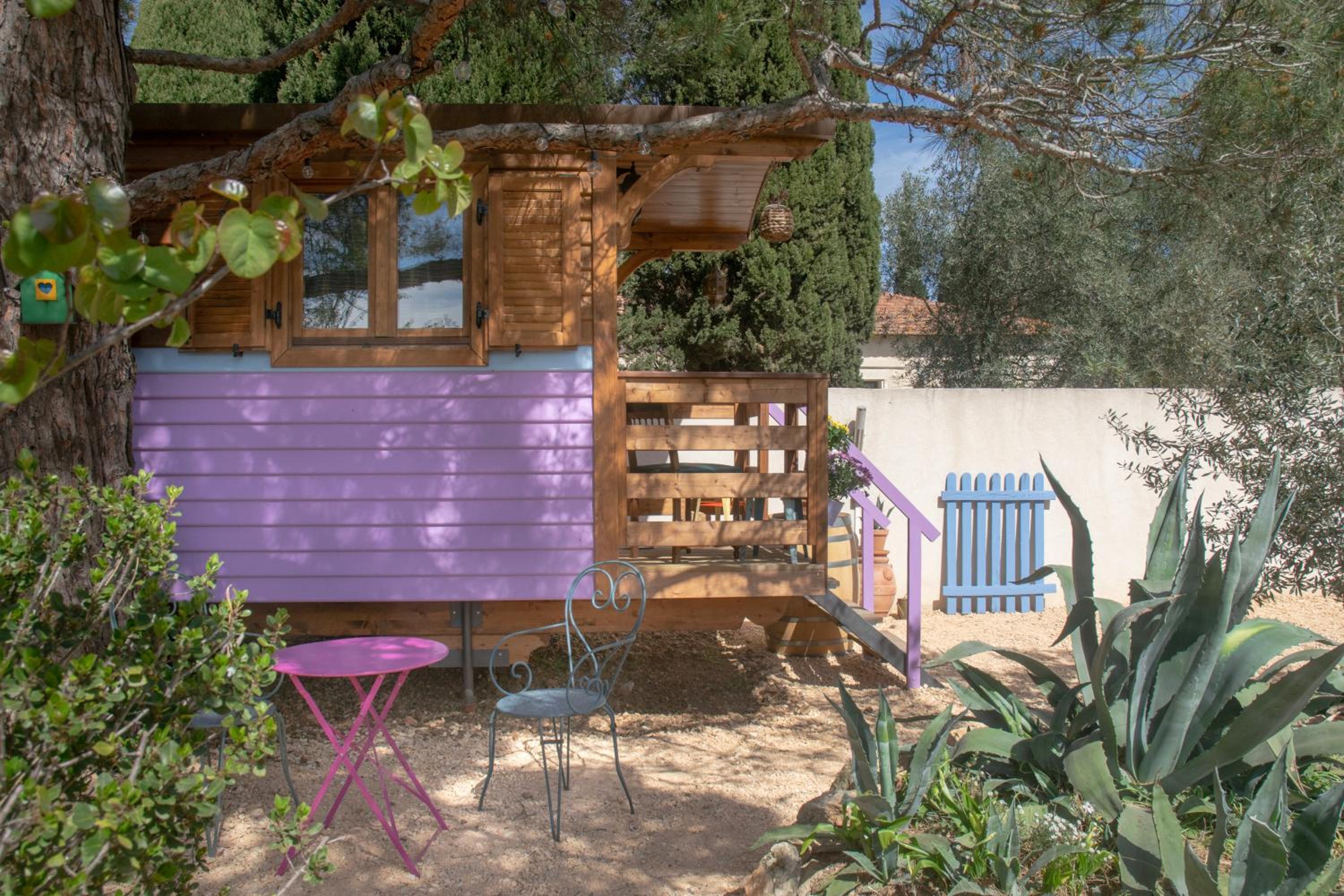 Vintage Provence view 3