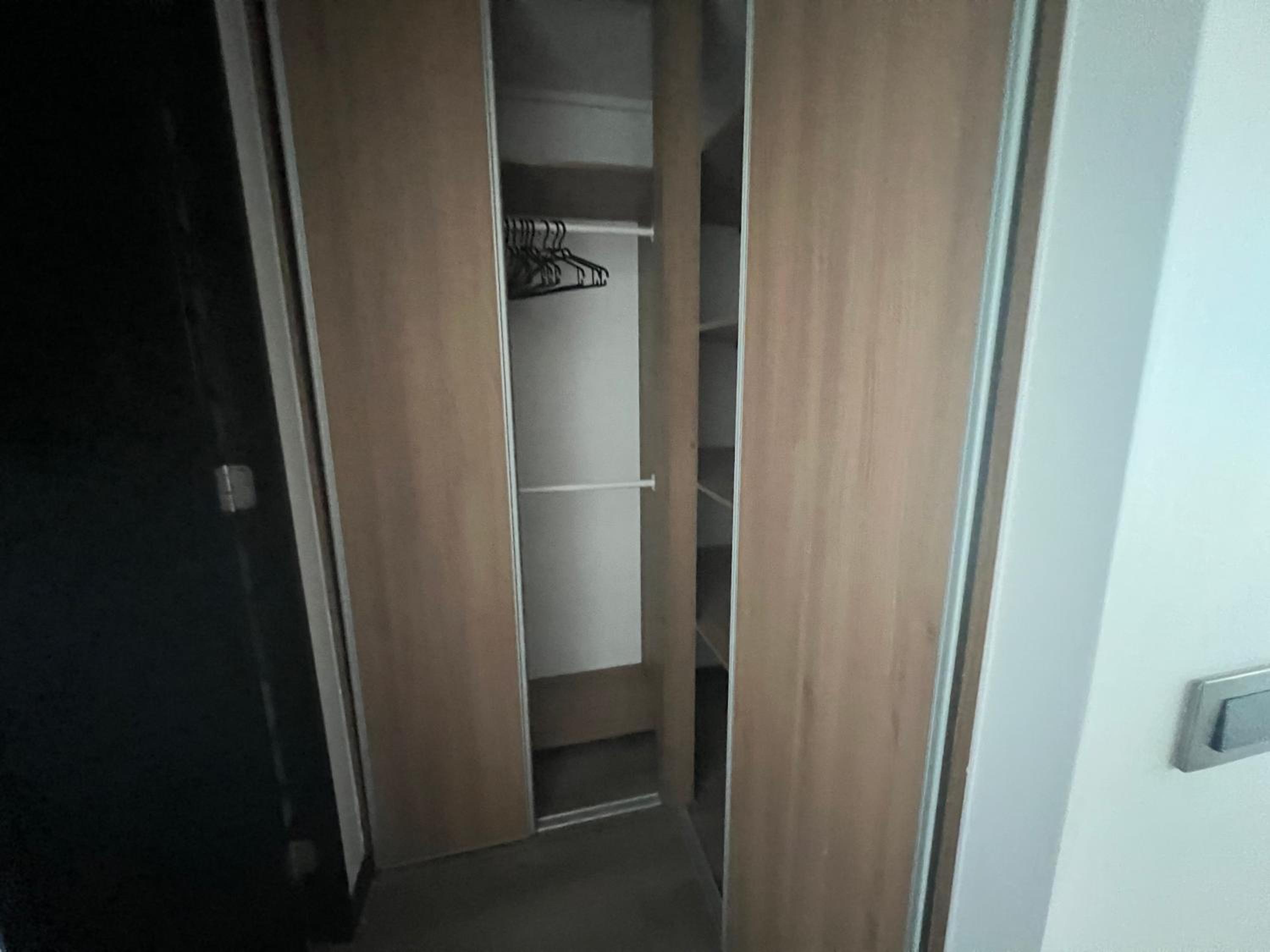 28 Metros costado Clinica las Condes ,hasta 5 personas