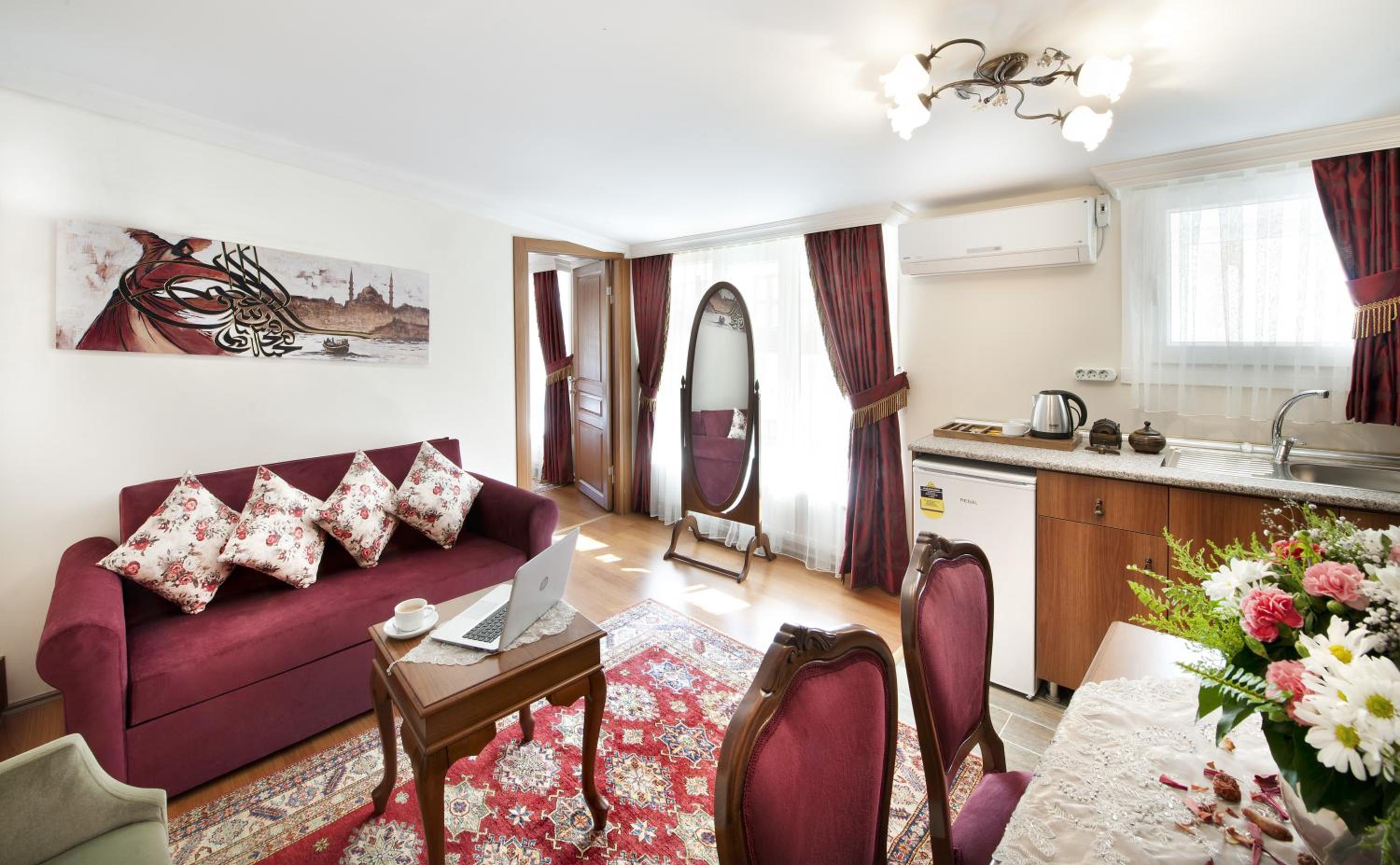 Sultan House - Image 19