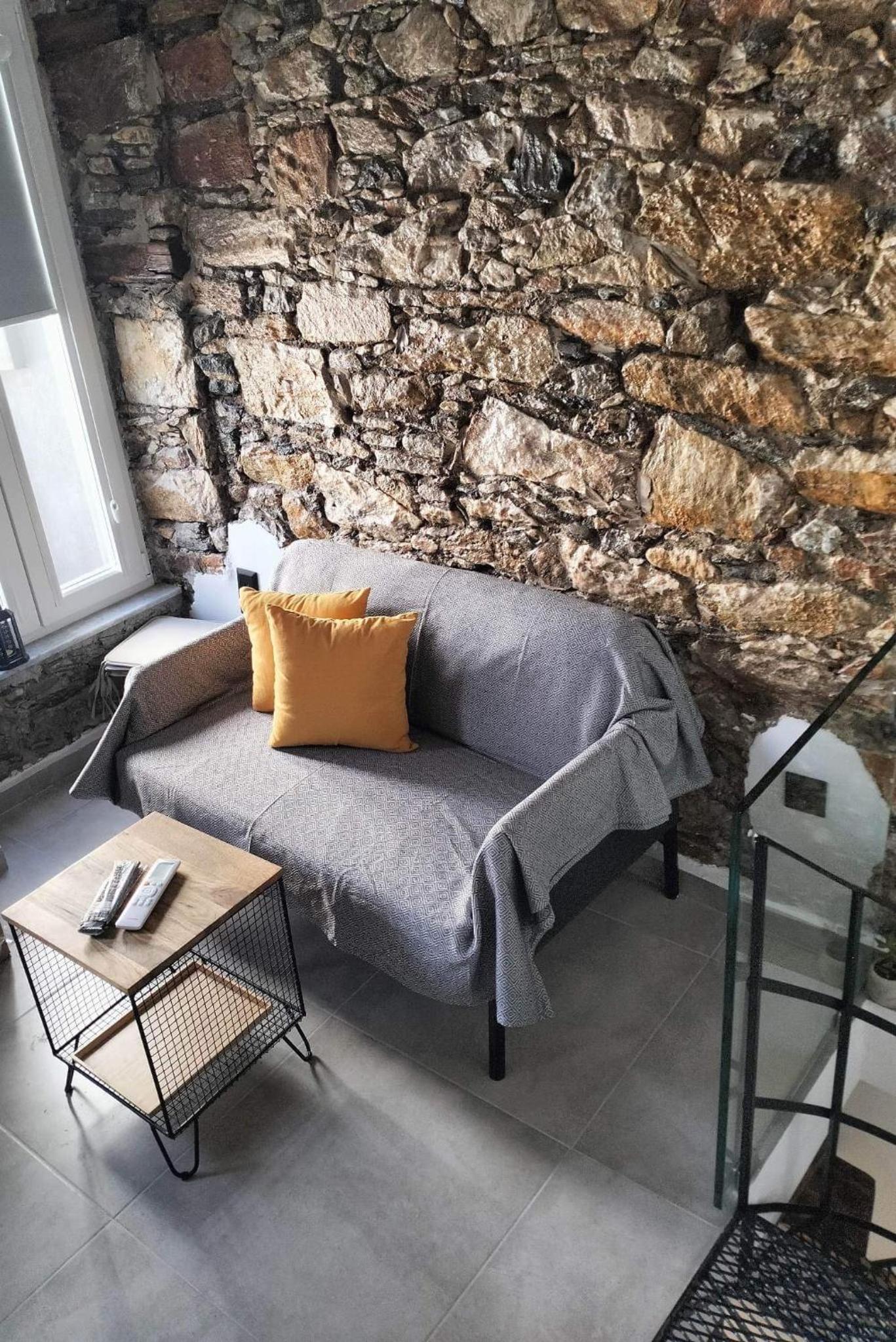 Stones By Syros Bnb