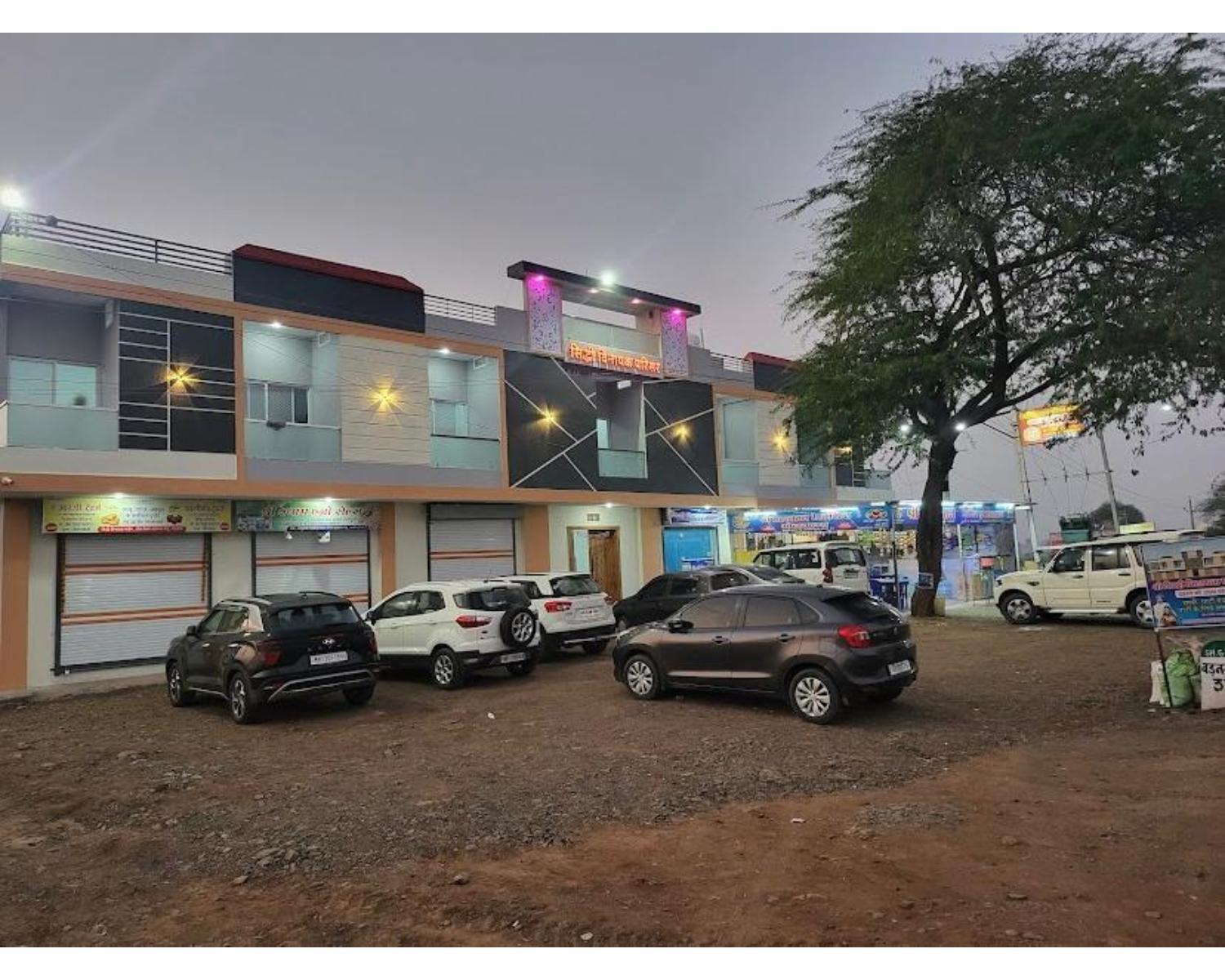 Siddhi Vinayak Hotel & Marriage Garden, Chandukhedi