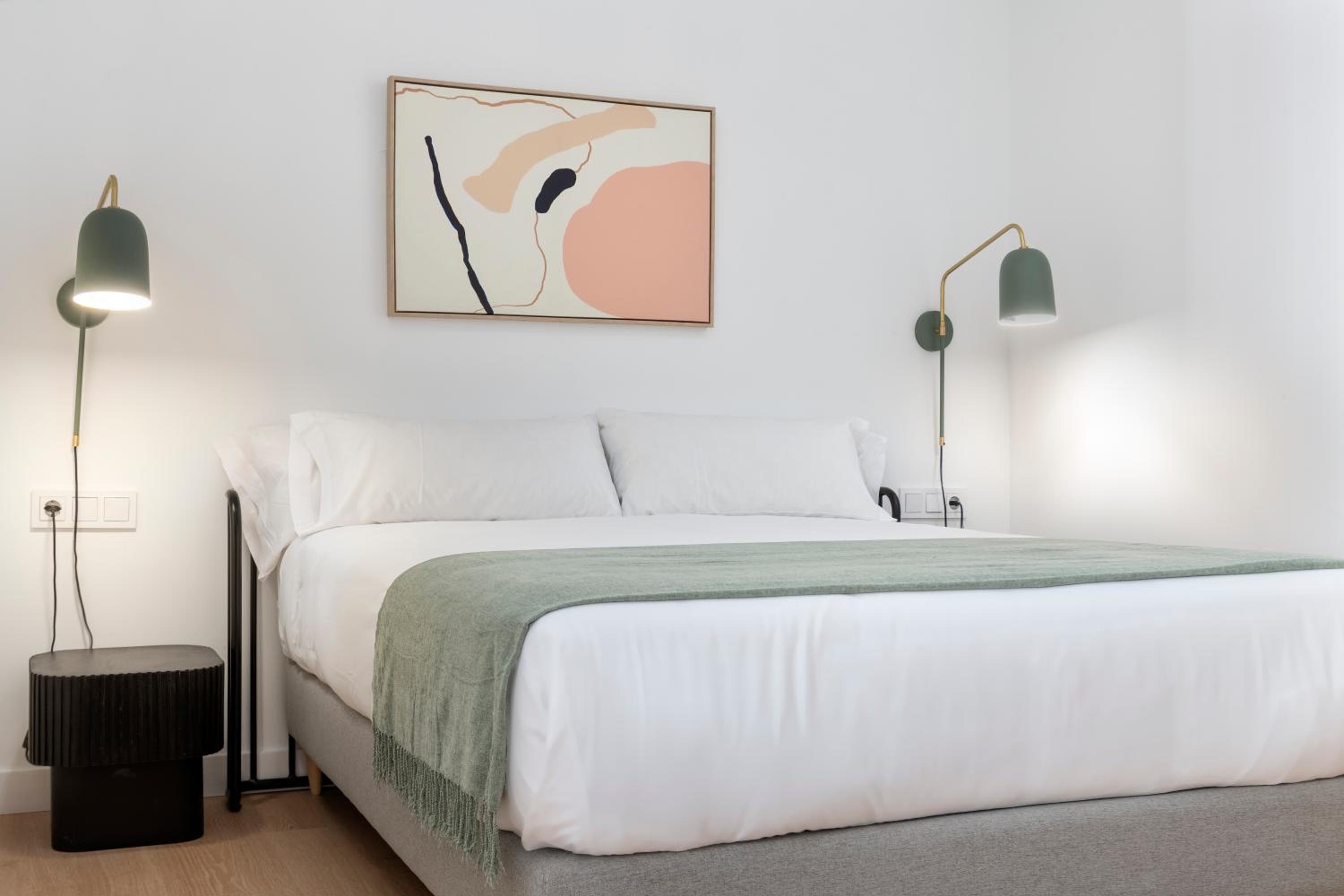 Suites Maestranza - Santas Patronas by Magno Apartments view 4