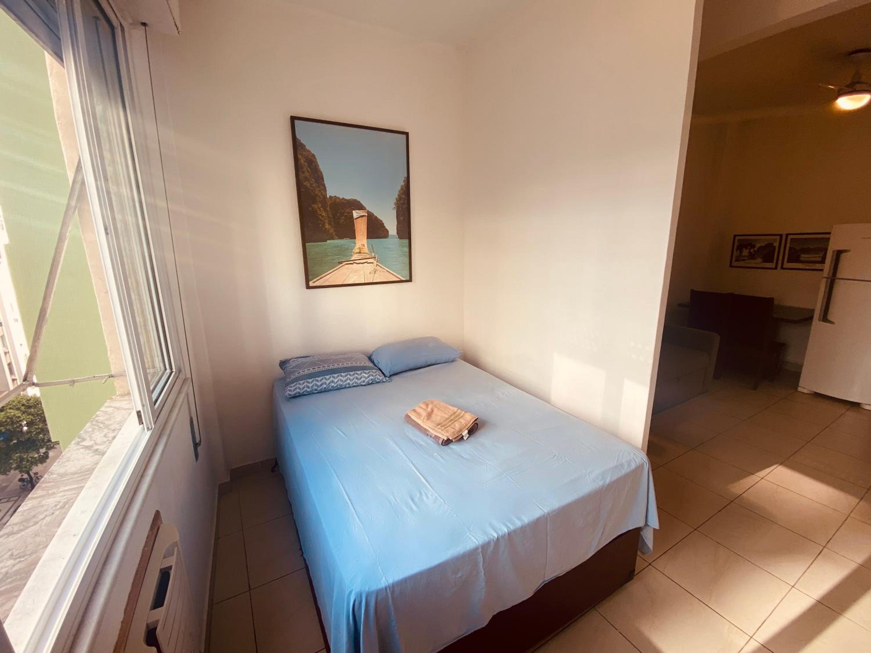 Studio completo ENTRADA pela PRAIA DE COPACABANA, com ar, wifi, netflix, até 4 pessoas, pauloangerami AA3806