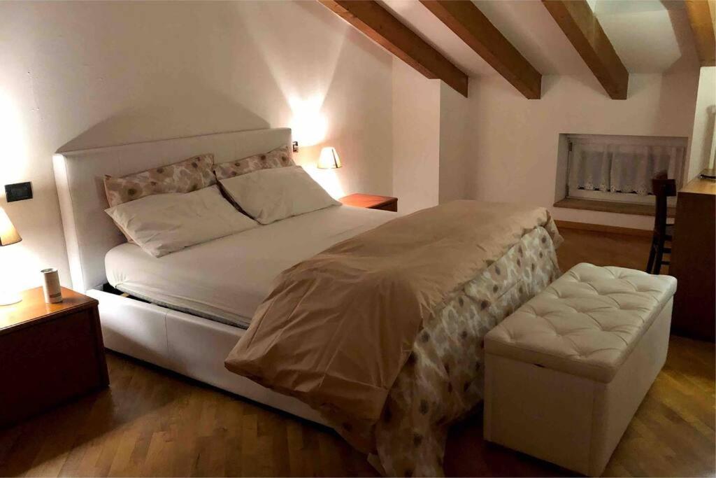 Cozy house in collina view 4